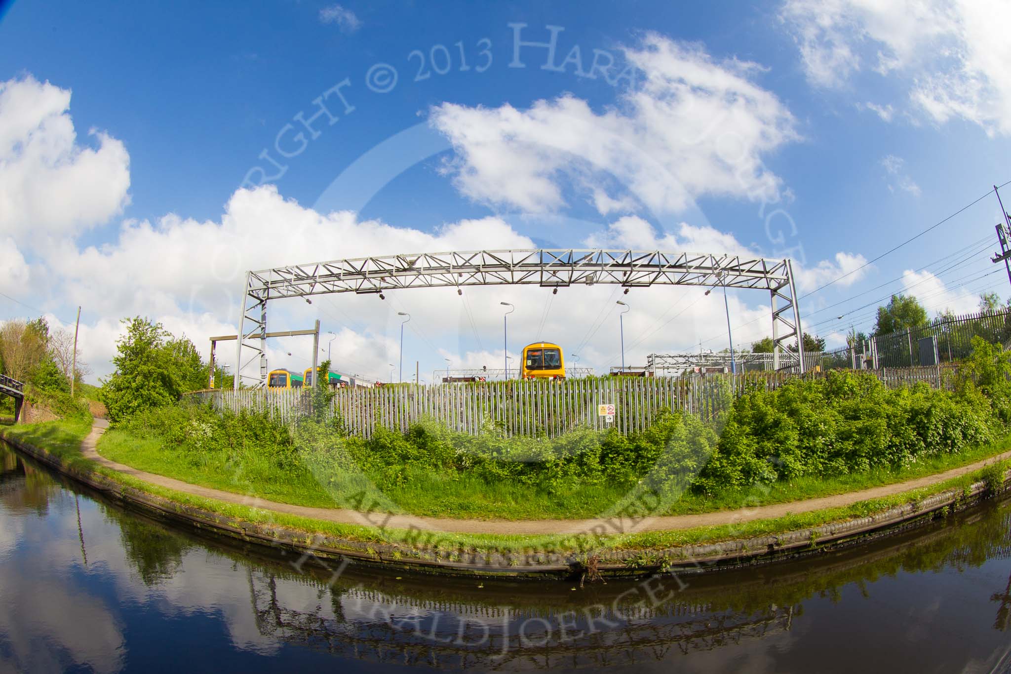 BCN Marathon Challenge 2013: The Soho Maintenance Depot, next to the Winson Green Railway Bridge, seen from the Soho Loop (Winson Green Loop), part of the Old Main Line..
Birmingham Canal Navigation,


United Kingdom,
on 25 May 2013 at 08:36, image #64