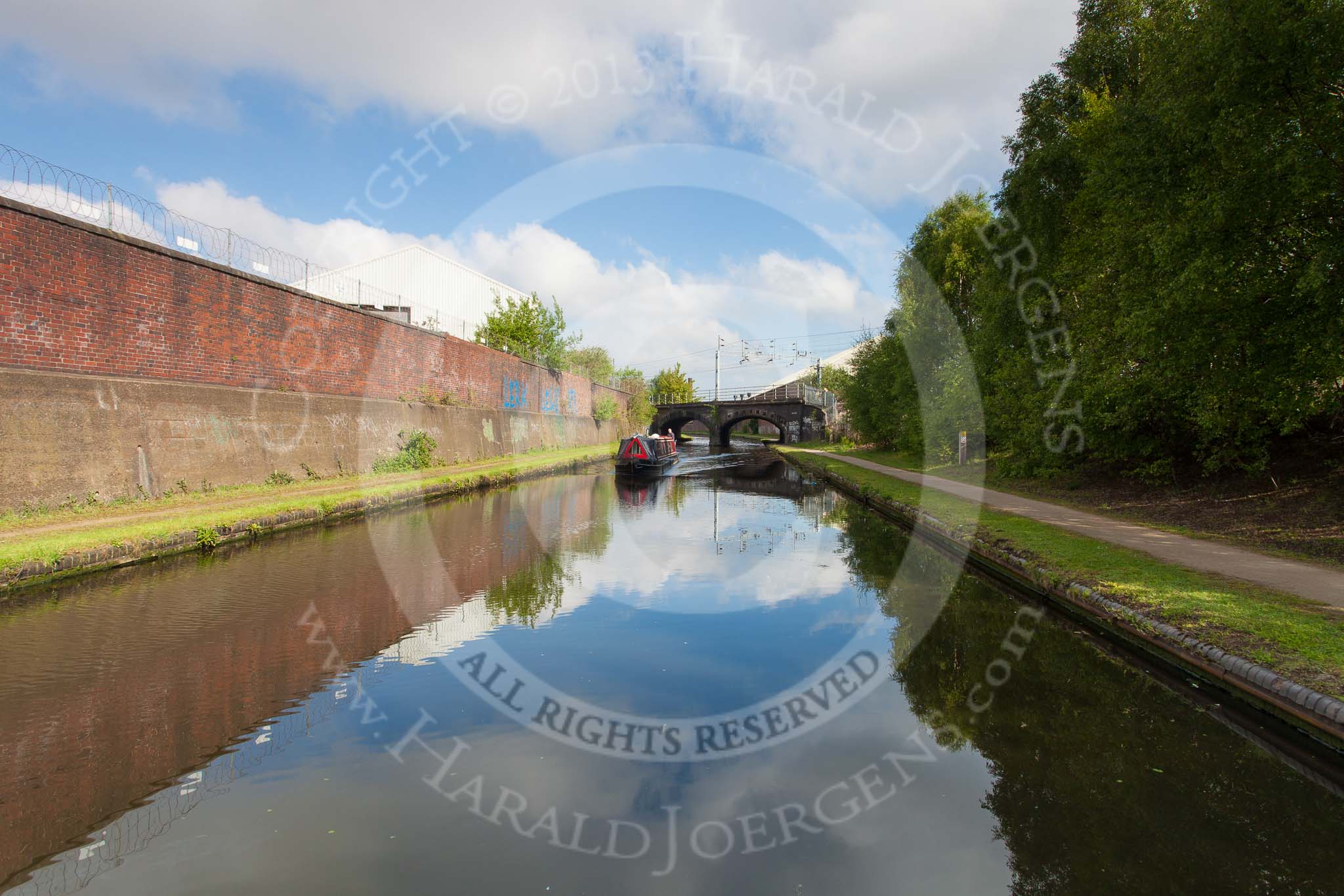 BCN Marathon Challenge 2013: The BCN New Main Line between Winson Green Rowing Bridge and Avery Rail Bridge..
Birmingham Canal Navigation,


United Kingdom,
on 25 May 2013 at 08:44, image #77