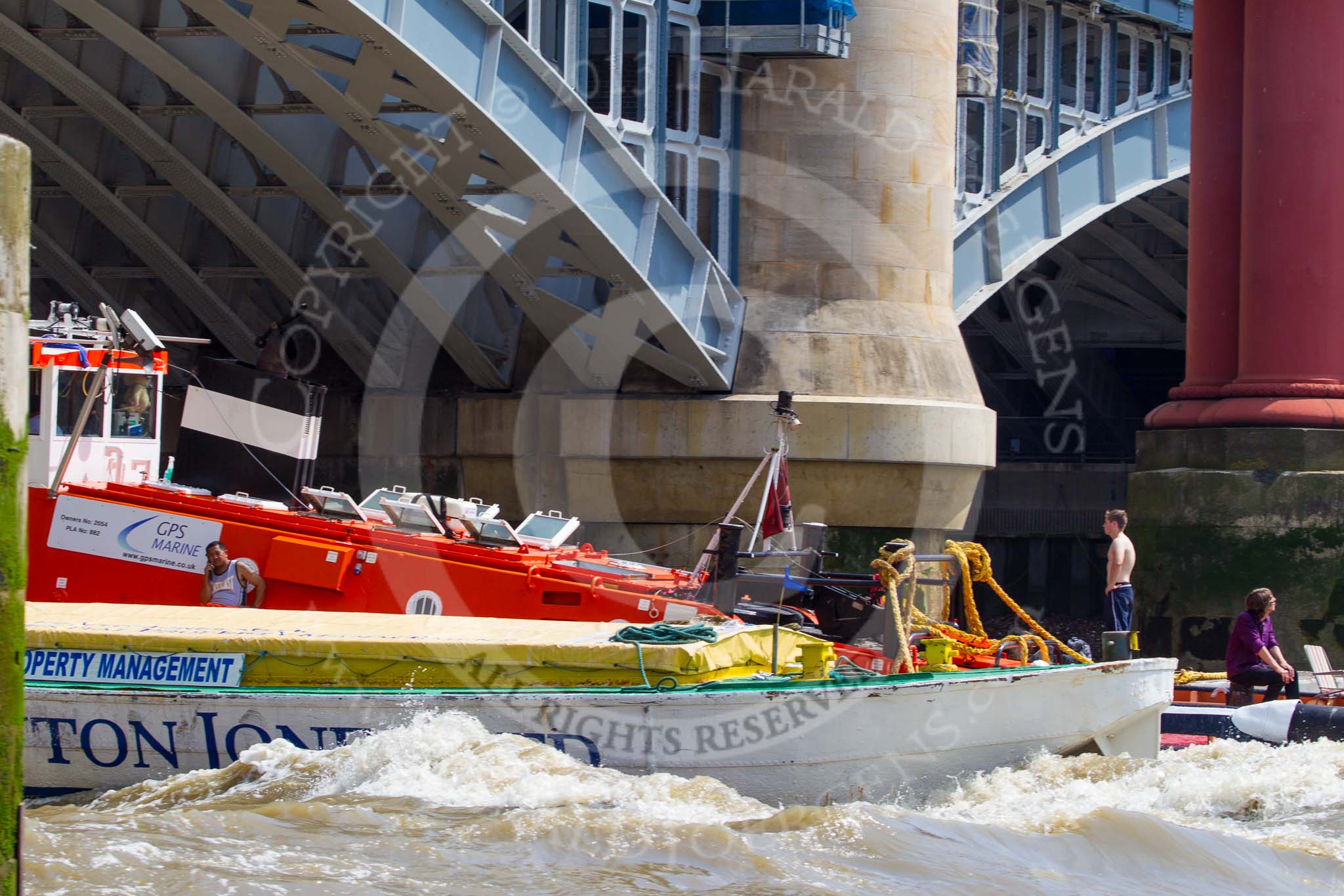 TOW River Thames Barge Driving Race 2013: Barge "Hoppy", by GPS Fabrication being towed back to Greenwich by GPS Marine tug "Vincia", here passing Blackfriars Bridge..
River Thames between Greenwich and Westminster,
London,

United Kingdom,
on 13 July 2013 at 14:52, image #539