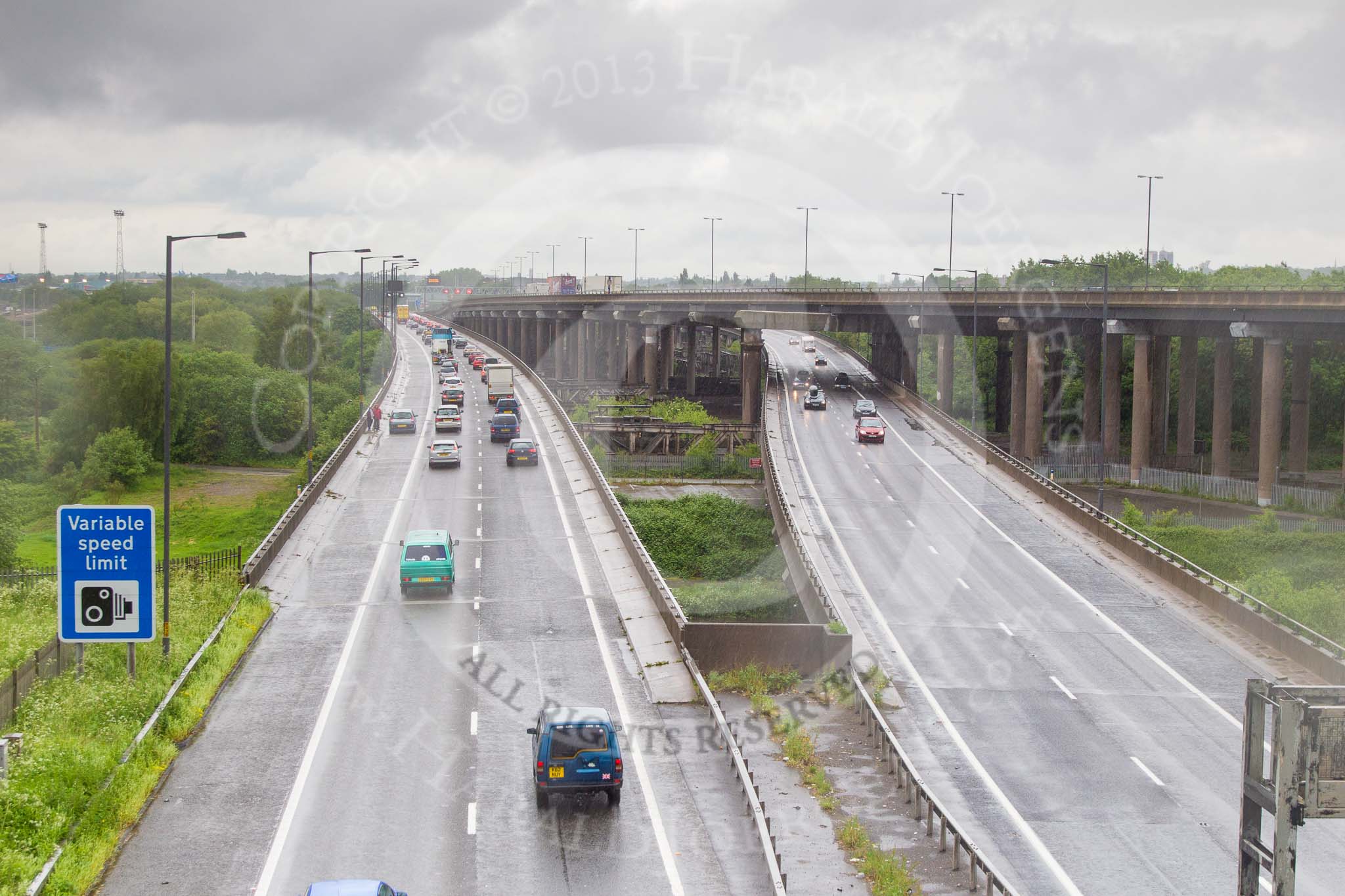 BCN Marathon Challenge 2014: The M5 motorway seen from the Tame Valley Canal at the aqueduct over the M5.
Birmingham Canal Navigation,


United Kingdom,
on 24 May 2014 at 15:07, image #144