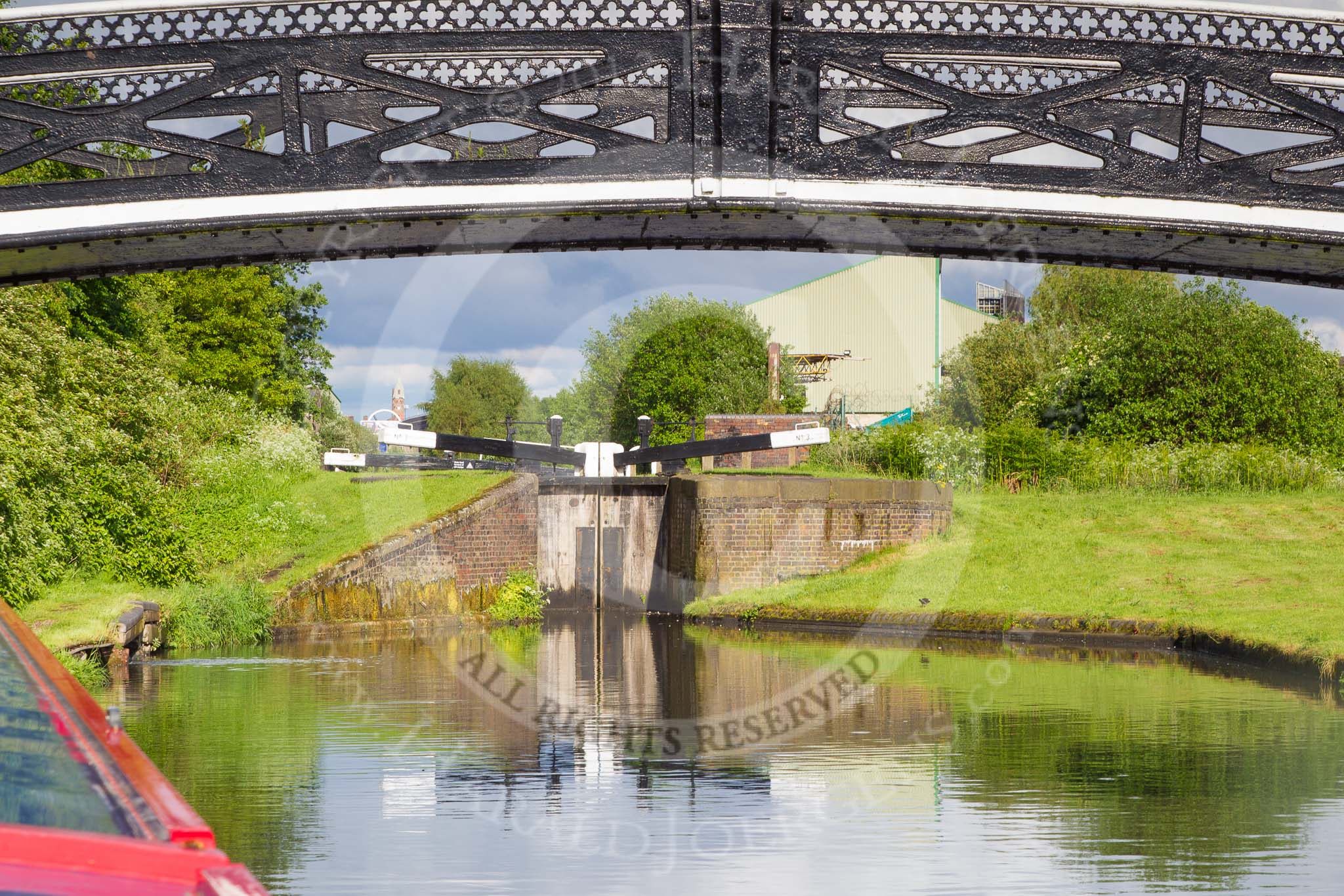 BCN Marathon Challenge 2014: Bromford Junction and Spon Lane Bottom Lock, on the way from the New Main Line up to the Old Main Line.
Birmingham Canal Navigation,


United Kingdom,
on 24 May 2014 at 17:40, image #169