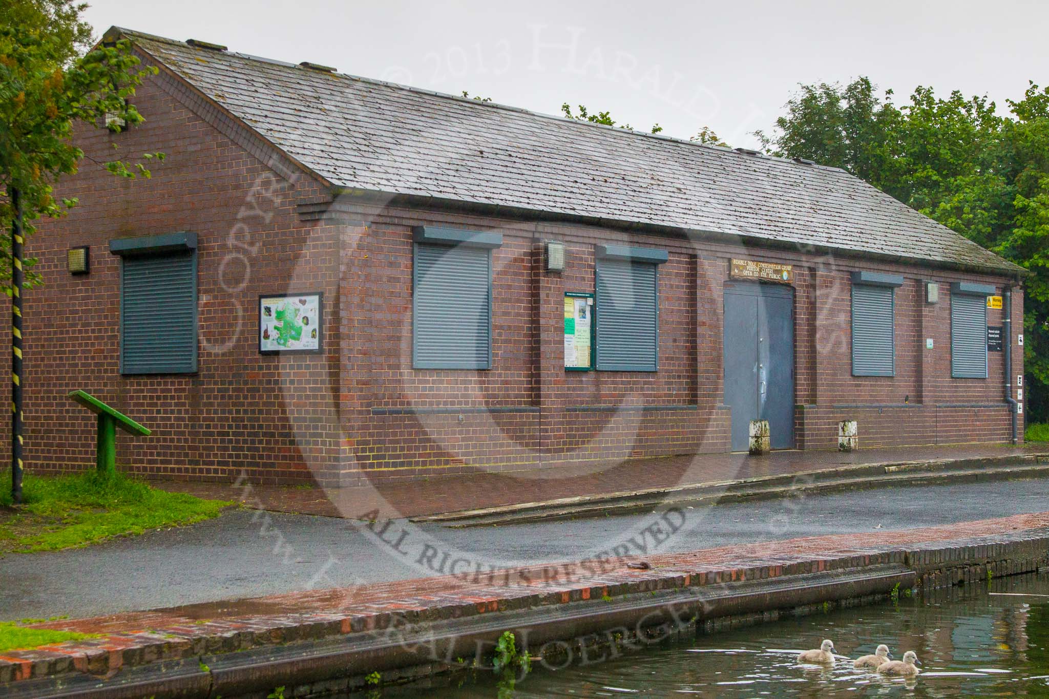 BCN Marathon Challenge 2014: The Bumble Hole Conservation Group Visitor Centre on the Dudley No 1 Canal, close to Windmill End Junction.
Birmingham Canal Navigation,


United Kingdom,
on 25 May 2014 at 06:38, image #204