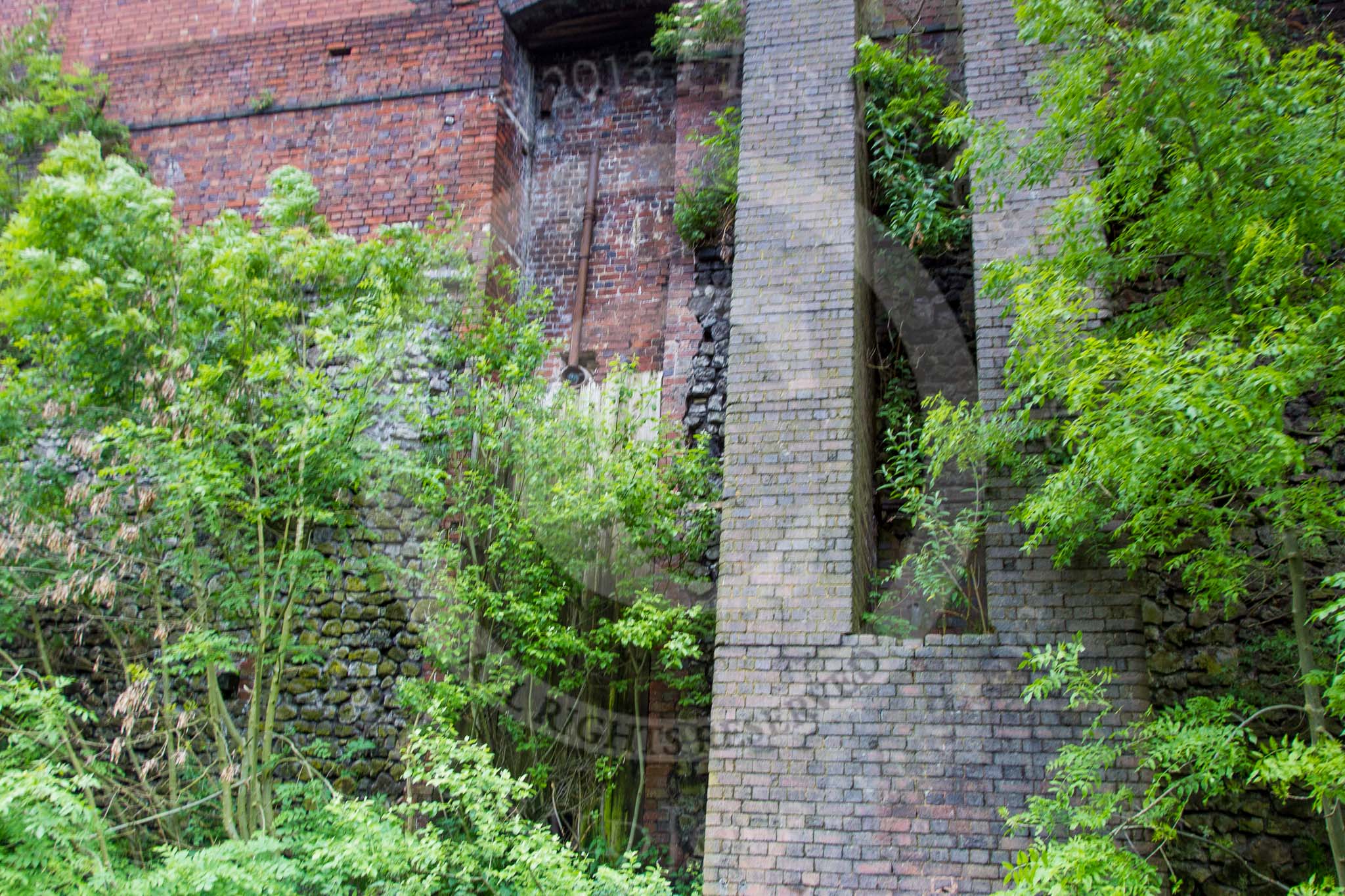 BCN Marathon Challenge 2014: The site of former British Steel Corporation Tubes Division Cooms Wood Works at the Dudley No 2 Canal between Gosty Hill Tunnel and Hawne Basin.
Birmingham Canal Navigation,


United Kingdom,
on 25 May 2014 at 11:38, image #236