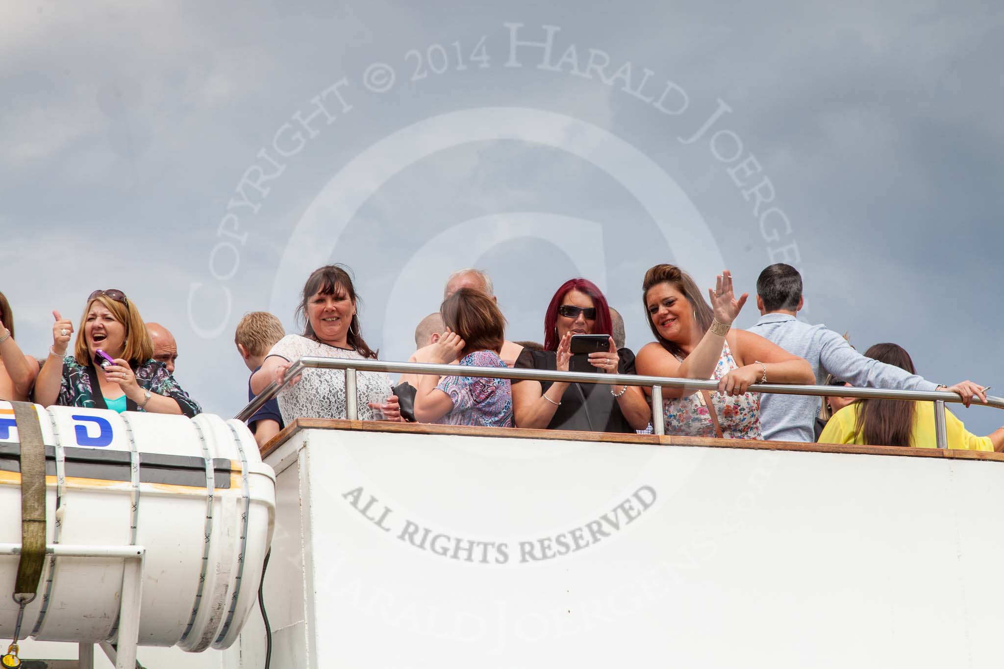 TOW River Thames Barge Driving Race 2014.
River Thames between Greenwich and Westminster,
London,

United Kingdom,
on 28 June 2014 at 13:40, image #266