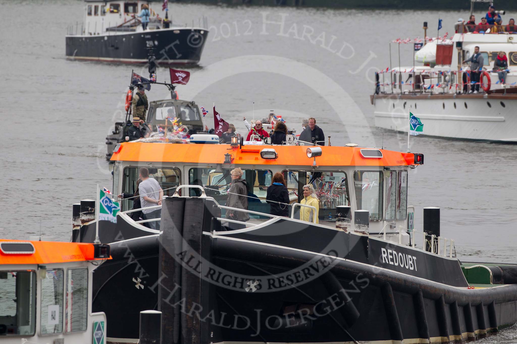 Thames Diamond Jubilee Pageant: TUGS-Redoubt (H49)..
River Thames seen from Battersea Bridge,
London,

United Kingdom,
on 03 June 2012 at 15:20, image #329