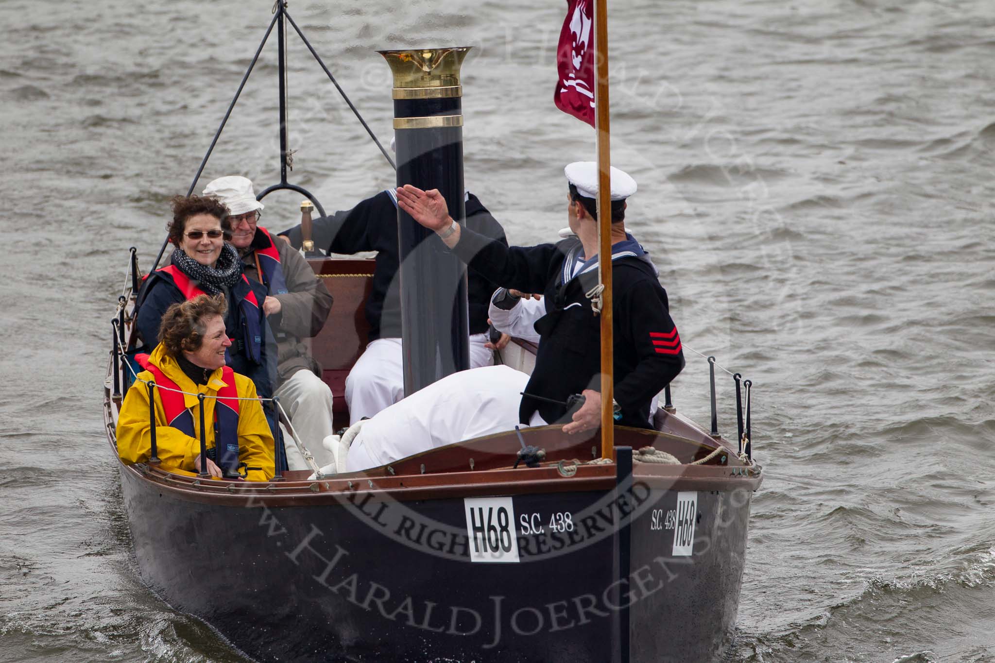 Thames Diamond Jubilee Pageant: FORCES-RN Steam Cutter No. 438 (H68)..
River Thames seen from Battersea Bridge,
London,

United Kingdom,
on 03 June 2012 at 15:25, image #346