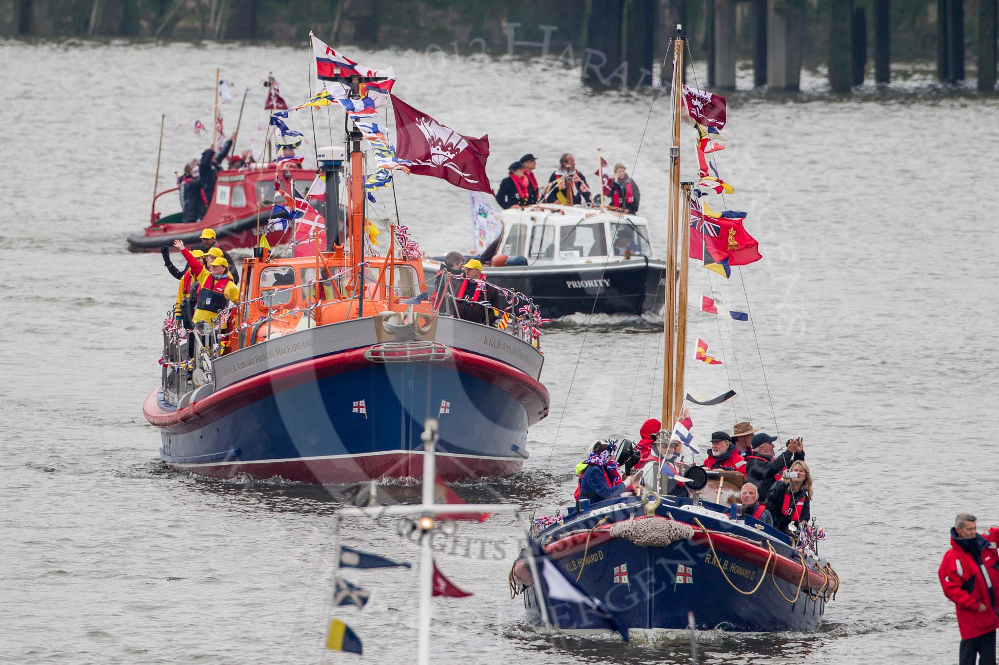 Thames Diamond Jubilee Pageant: SERVICES-Howard D (Jersey) (H106) and John and Frances MacFarlane (H110)..
River Thames seen from Battersea Bridge,
London,

United Kingdom,
on 03 June 2012 at 15:31, image #375