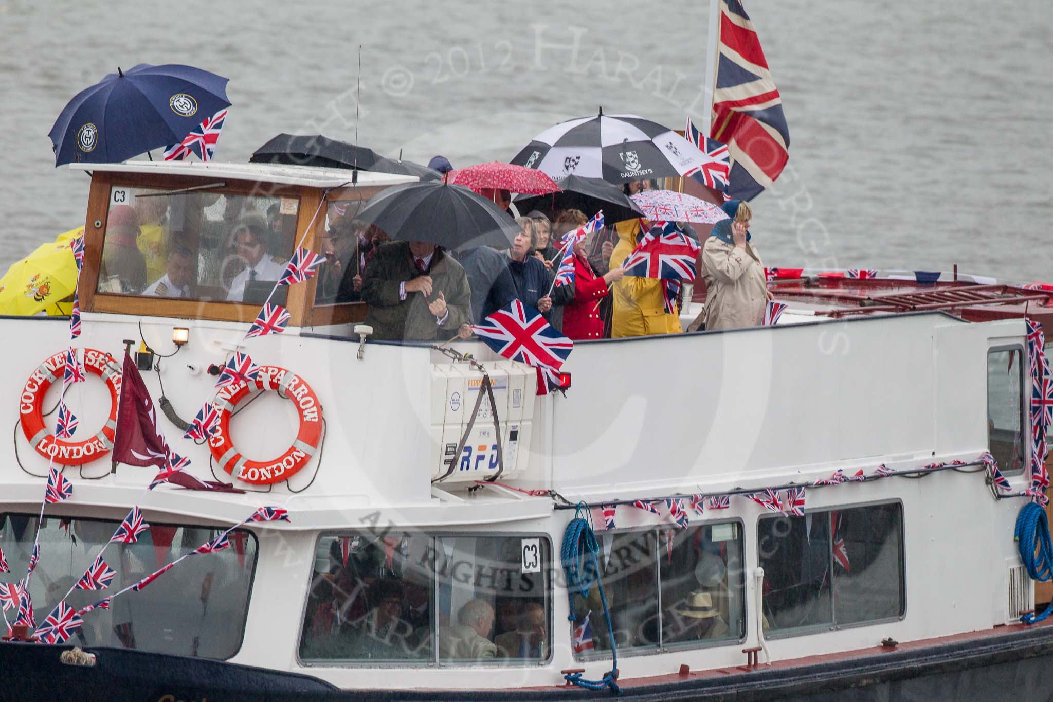 Thames Diamond Jubilee Pageant: PASSENGER BOATS-Cockney Sparrow (Wiltshire) (C3)..
River Thames seen from Battersea Bridge,
London,

United Kingdom,
on 03 June 2012 at 16:08, image #528