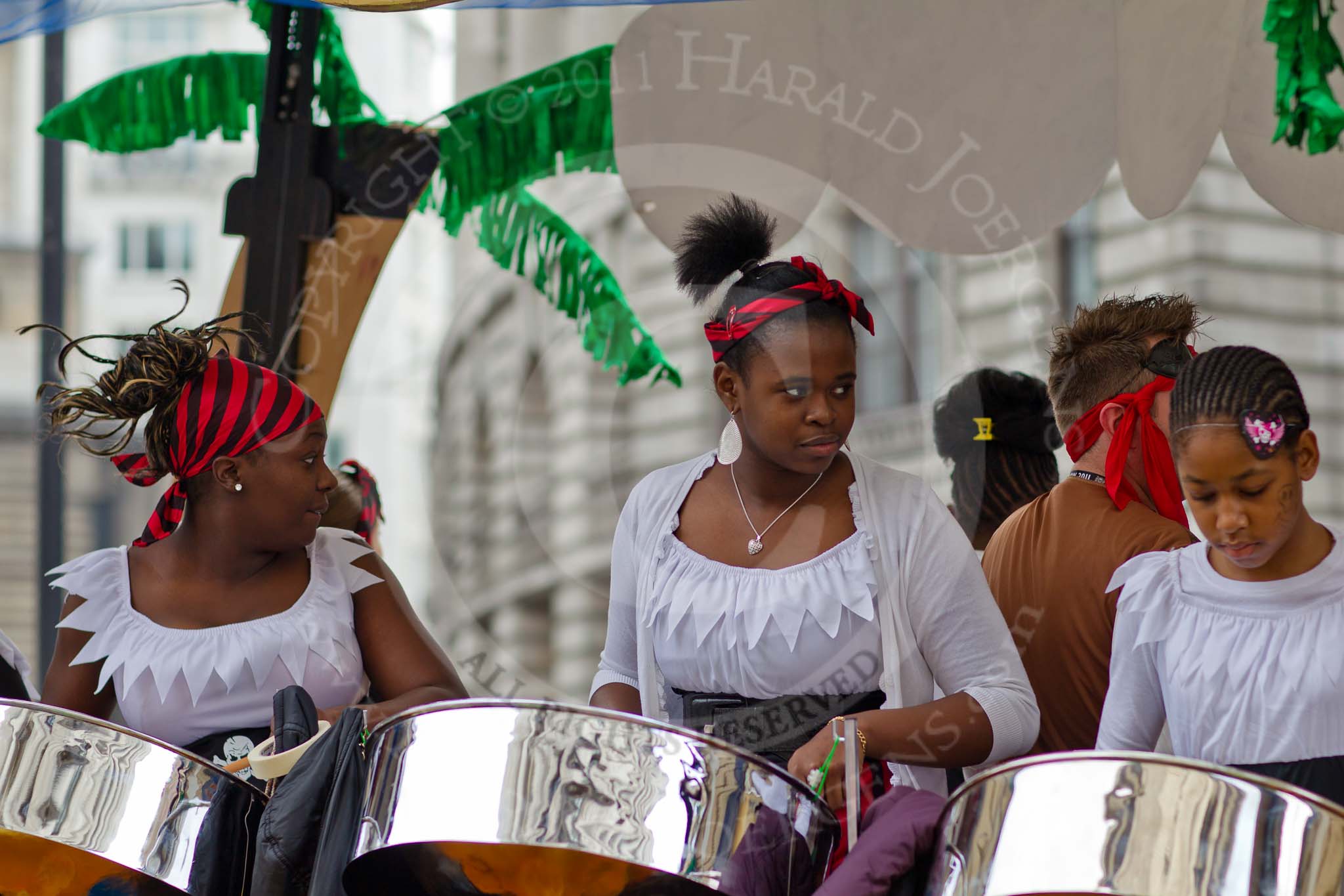 The Lord Mayor's Show 2011: Pan Nation, the newest steel pan band to erupt from North London..
Opposite Mansion House, City of London,
London,
-,
United Kingdom,
on 12 November 2011 at 11:59, image #590