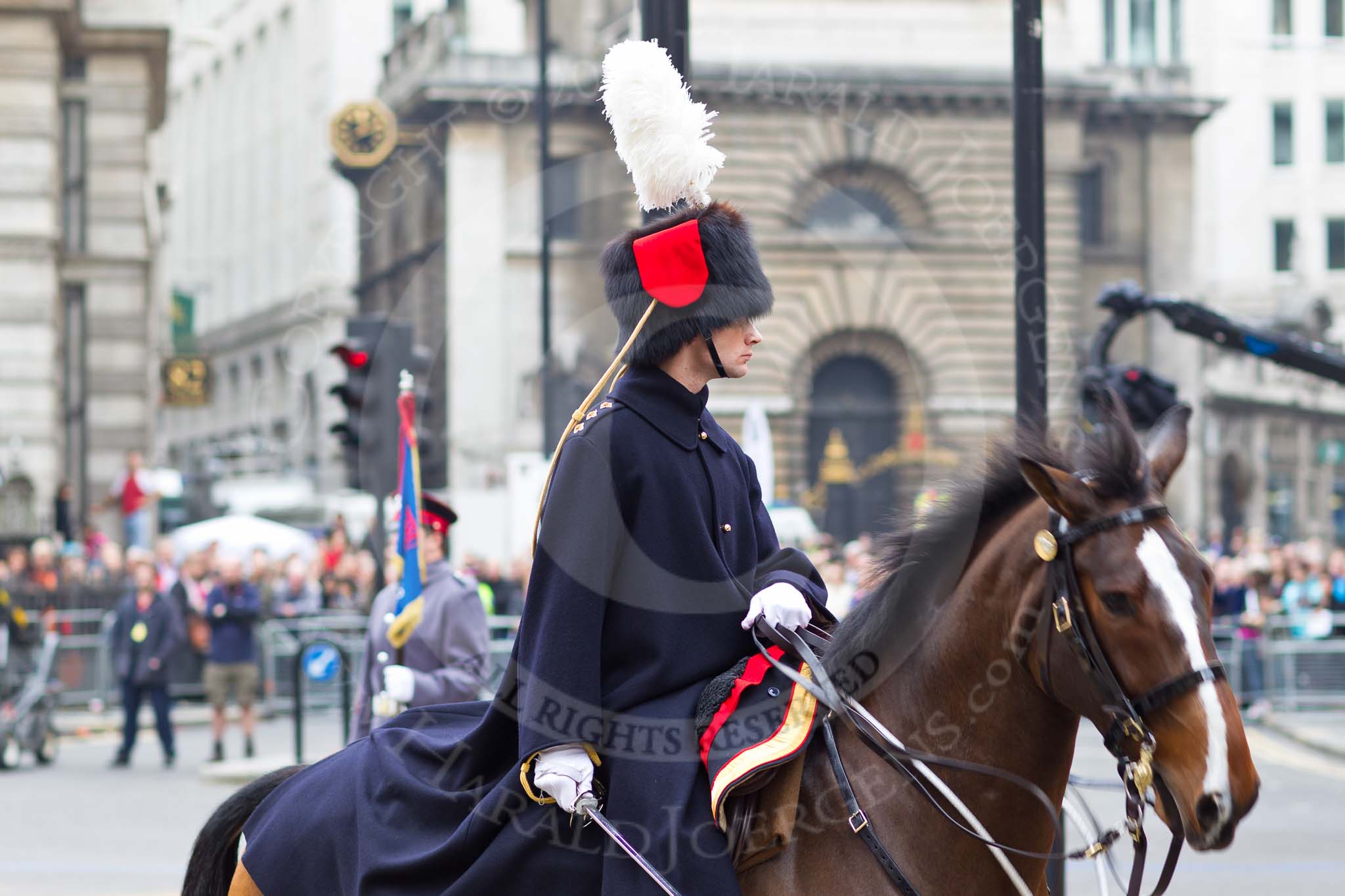 The Lord Mayor's Show 2011: The King’s Troop Royal Horse Artillery (HRA)..
Opposite Mansion House, City of London,
London,
-,
United Kingdom,
on 12 November 2011 at 12:07, image #677