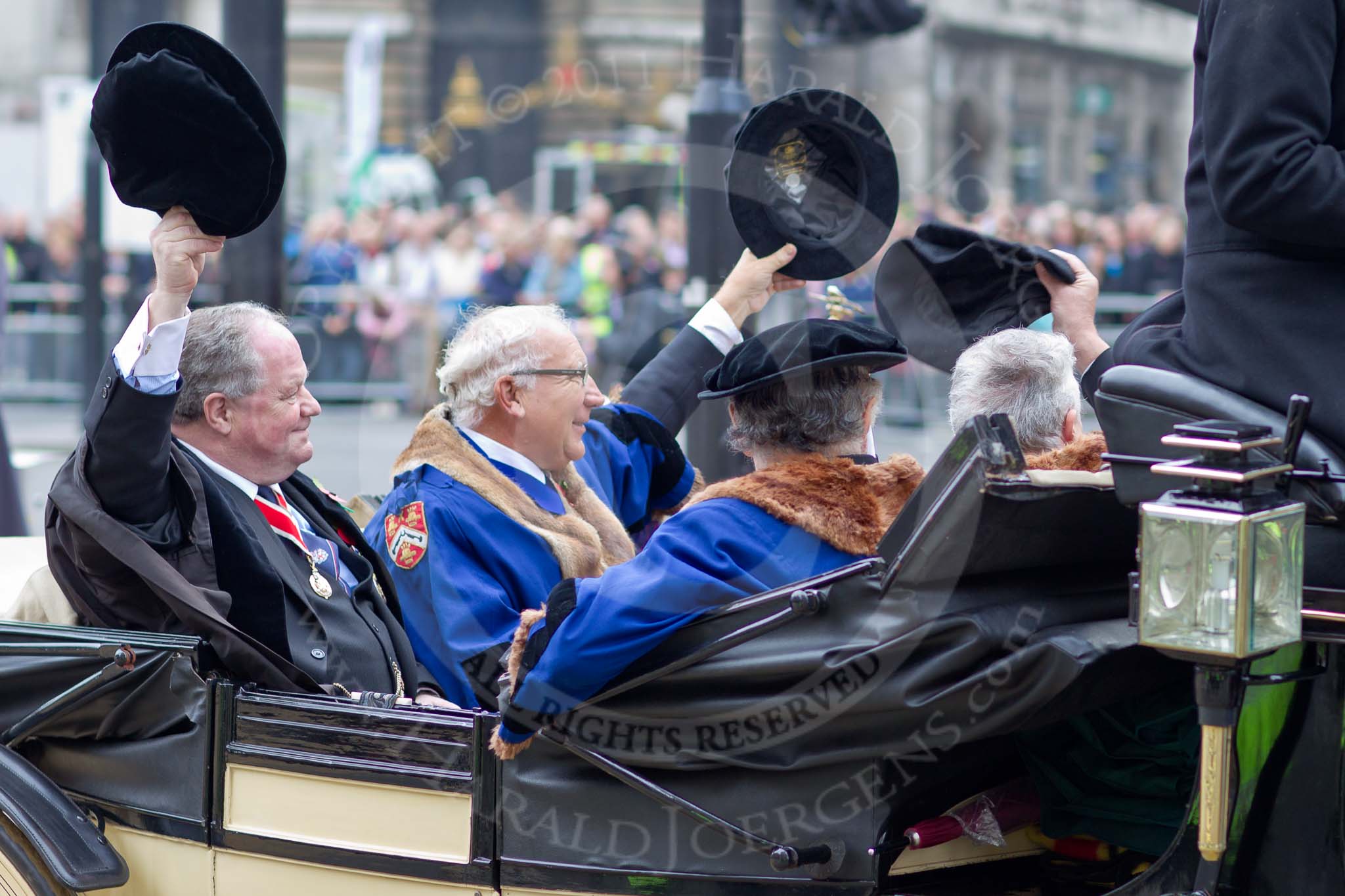 The Lord Mayor's Show 2011: The Great Twelve (http://www.mercers.co.uk/)..
Opposite Mansion House, City of London,
London,
-,
United Kingdom,
on 12 November 2011 at 12:08, image #694