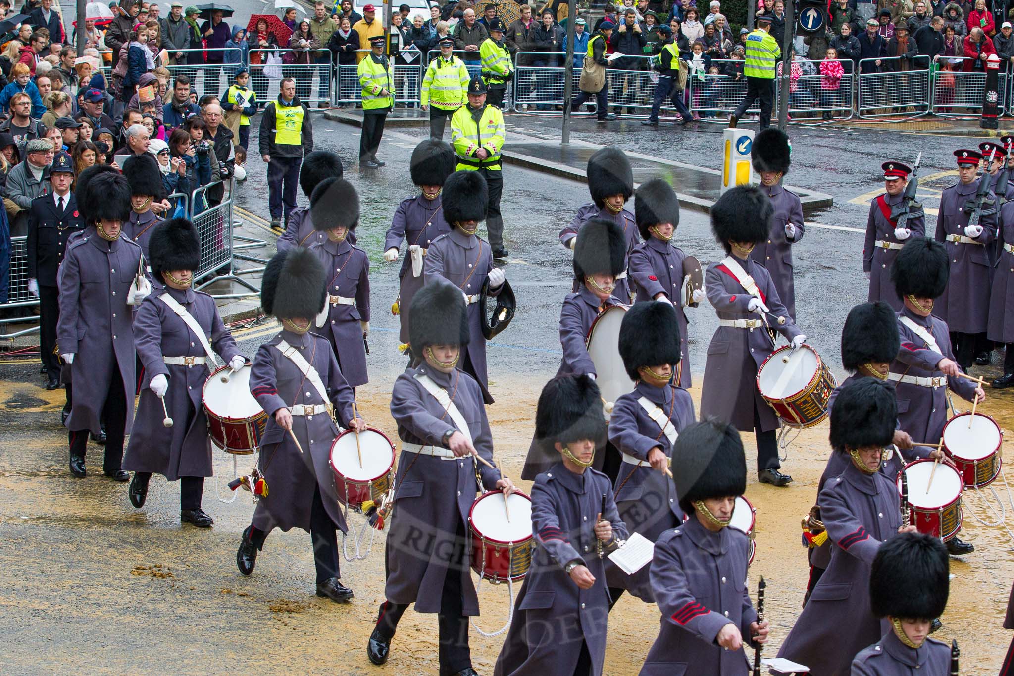 Lord Mayor's Show 2012: Entry 1, HAC, the Honourable Artillery Company, here the HAC Band leading the parade..
Press stand opposite Mansion House, City of London,
London,
Greater London,
United Kingdom,
on 10 November 2012 at 10:57, image #160