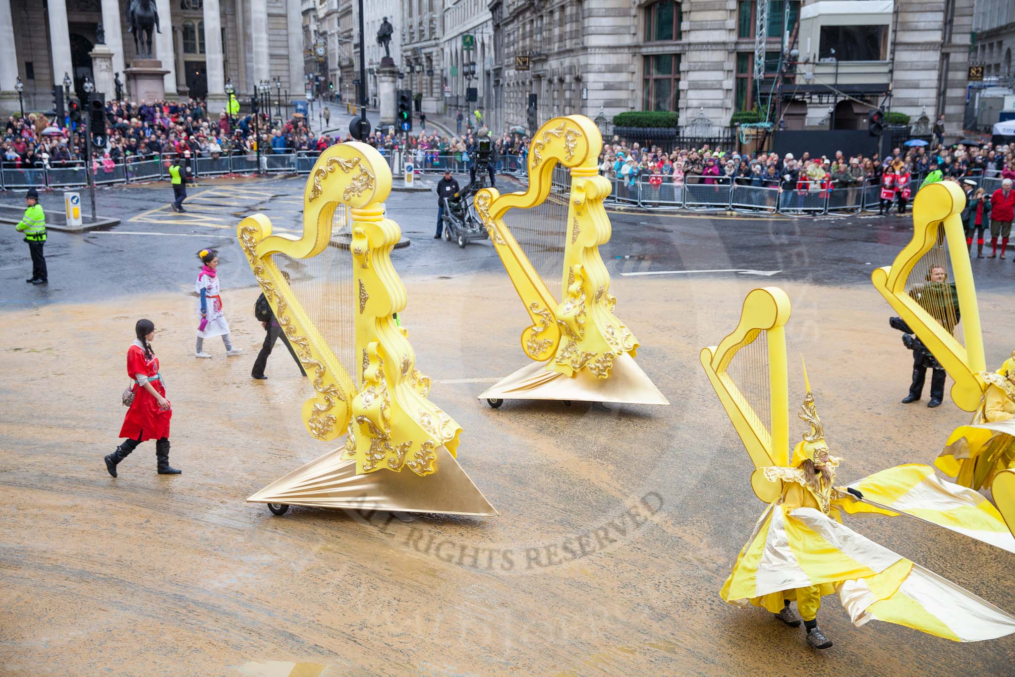 Lord Mayor's Show 2012: Entry 30 - City of London Solicitors' Company with giant musical notes and intruments..
Press stand opposite Mansion House, City of London,
London,
Greater London,
United Kingdom,
on 10 November 2012 at 11:13, image #499