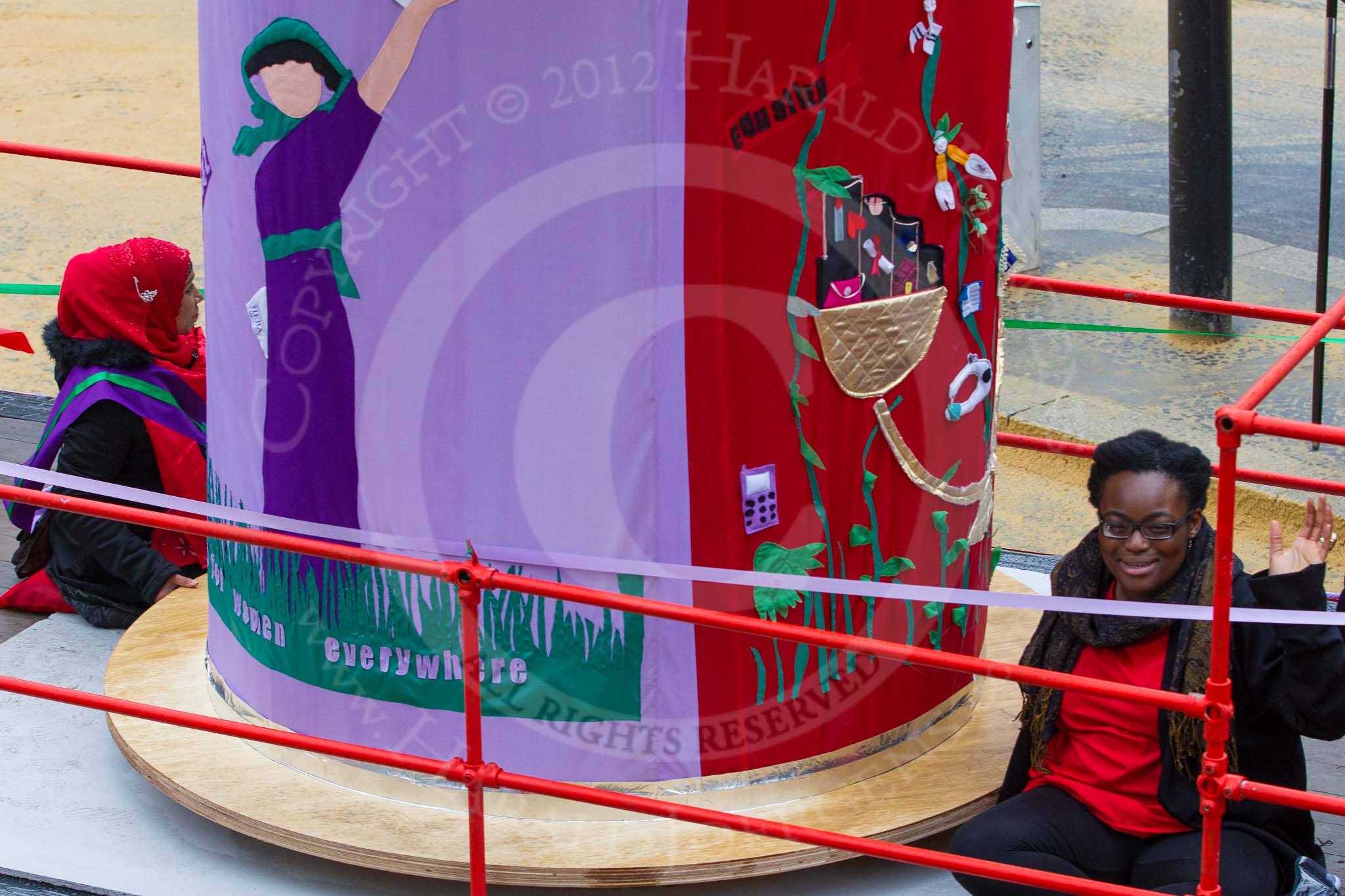 Lord Mayor's Show 2012: Entry 33 - Heba Women’s Group. Heba Women's Project is a unique training and enterprise project for women from diverse cultural backgrounds..
Press stand opposite Mansion House, City of London,
London,
Greater London,
United Kingdom,
on 10 November 2012 at 11:14, image #520