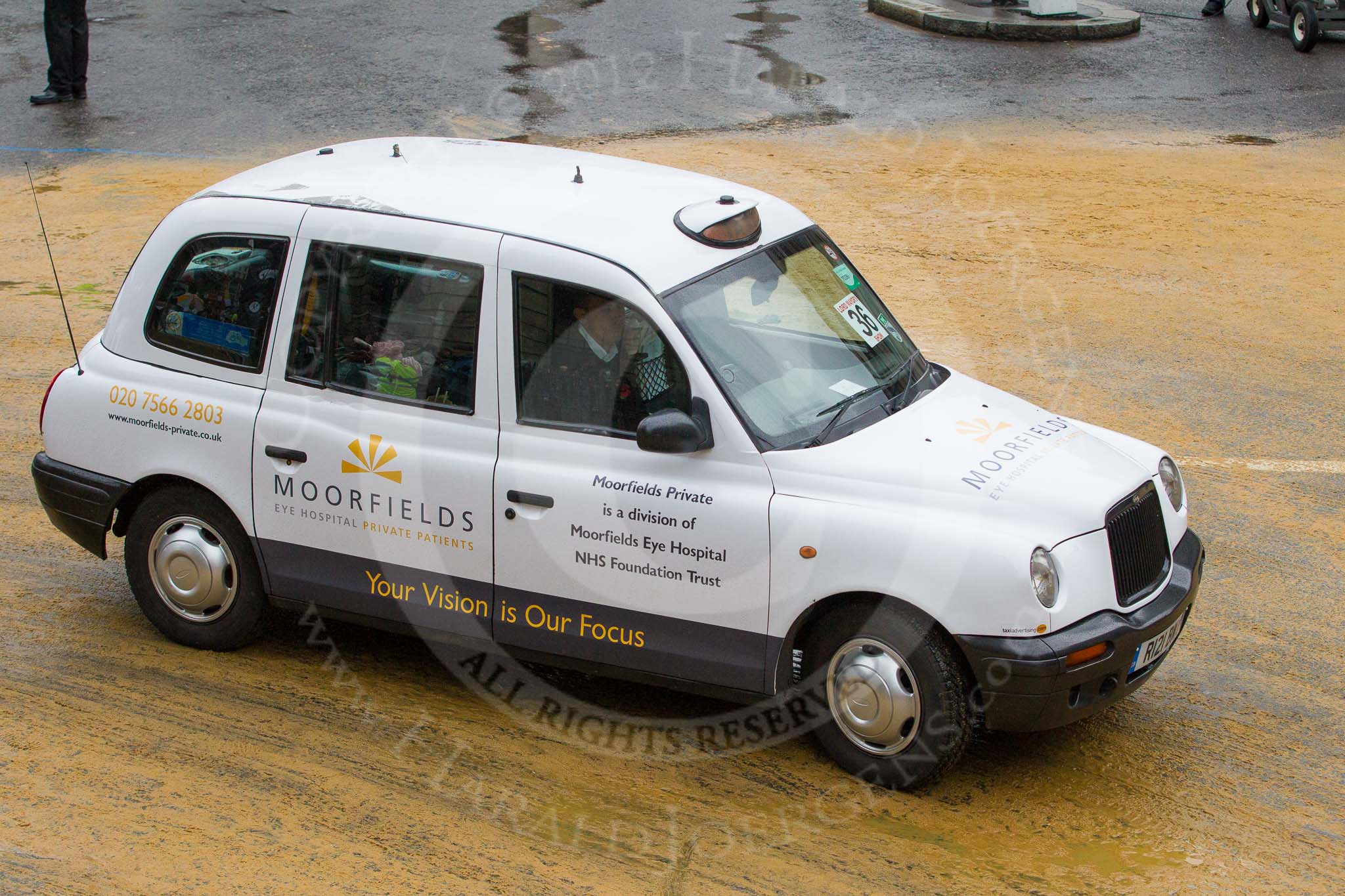 Photo 1211101115281D45752HaraldJoergens Lord Mayor's Show 2012: Entry 36 - Moorfields Private, the exclusive division of Moorfields Eye Hospital..
Press stand opposite Mansion House, City of London,
London,
Greater London,
United Kingdom,
on 10 November 2012 at 11:15, image #545