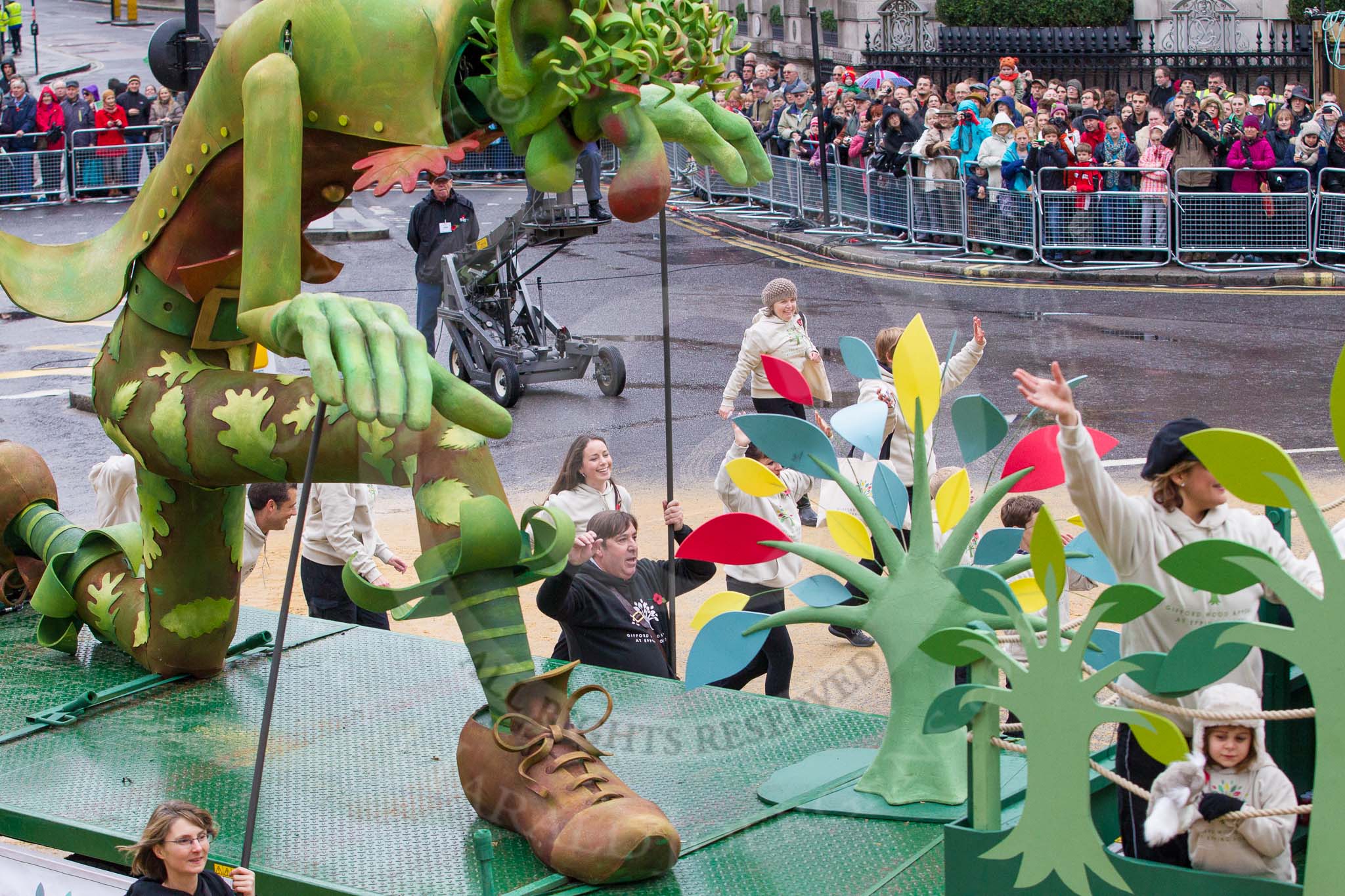 Lord Mayor's Show 2012: Entry 37 - Epping Forest promotes the launch of the Gifford Wood Appeal..
Press stand opposite Mansion House, City of London,
London,
Greater London,
United Kingdom,
on 10 November 2012 at 11:16, image #561