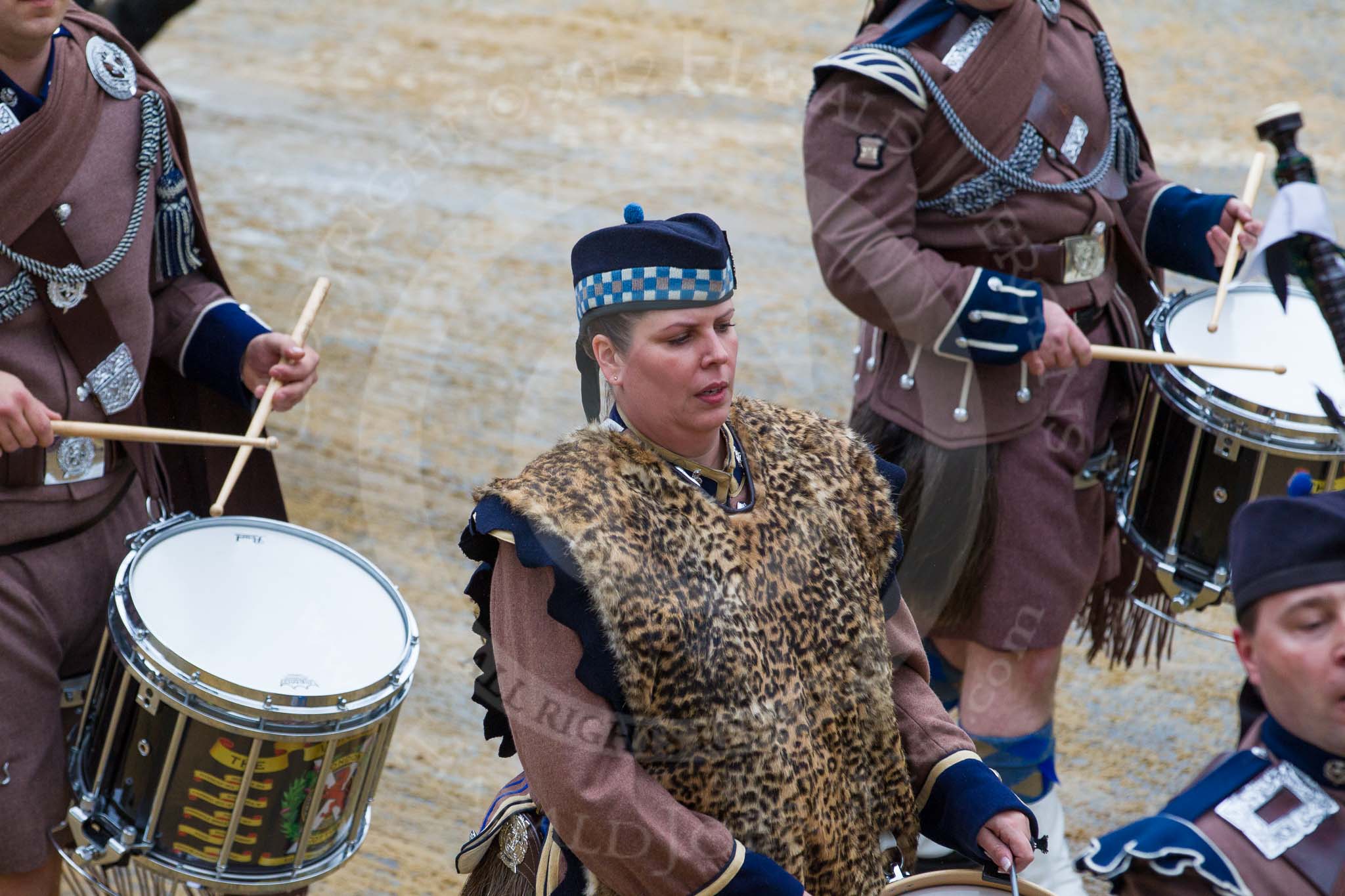 Lord Mayor's Show 2012: Entry 48 - The Pipes & Drums of the London Regiment, the only TA infantry battalion based in London..
Press stand opposite Mansion House, City of London,
London,
Greater London,
United Kingdom,
on 10 November 2012 at 11:21, image #663