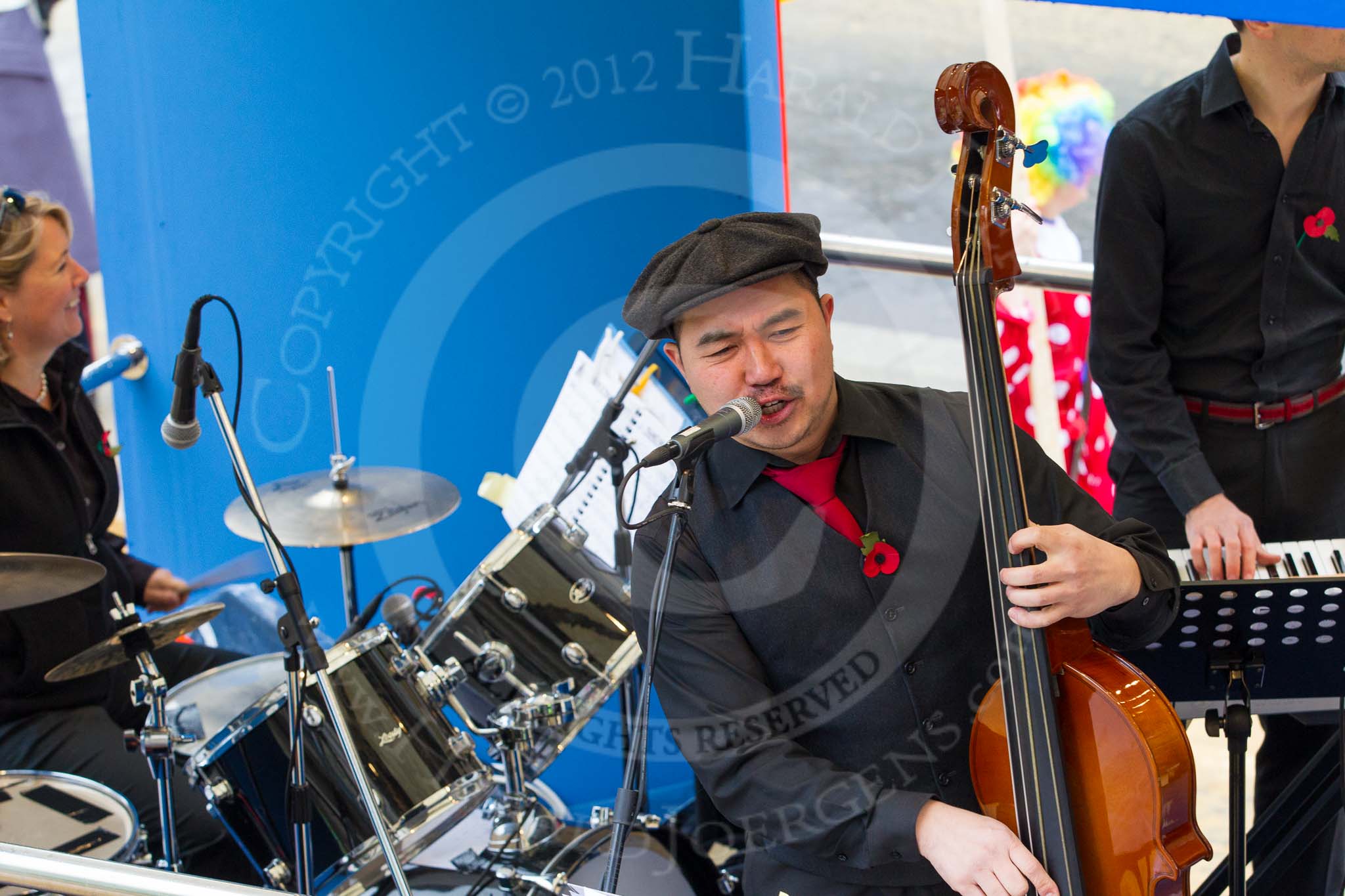 Lord Mayor's Show 2012: Entry 58 - Canary Wharf..
Press stand opposite Mansion House, City of London,
London,
Greater London,
United Kingdom,
on 10 November 2012 at 11:26, image #757