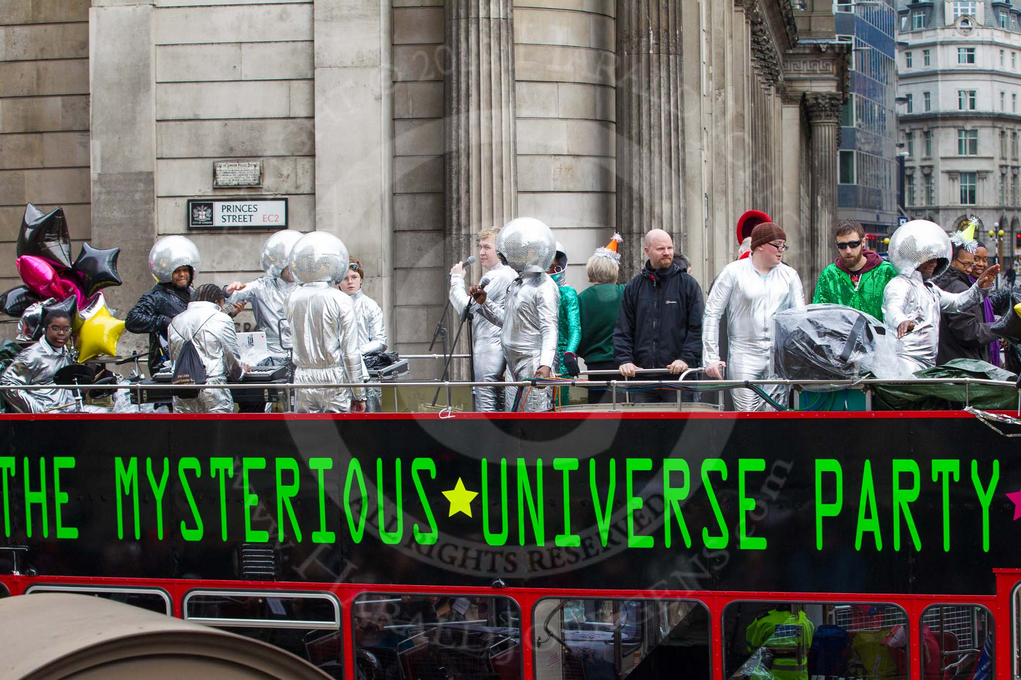 Lord Mayor's Show 2012: Entry 60 - City Bridge Trust working with Heart n Soul..
Press stand opposite Mansion House, City of London,
London,
Greater London,
United Kingdom,
on 10 November 2012 at 11:27, image #787