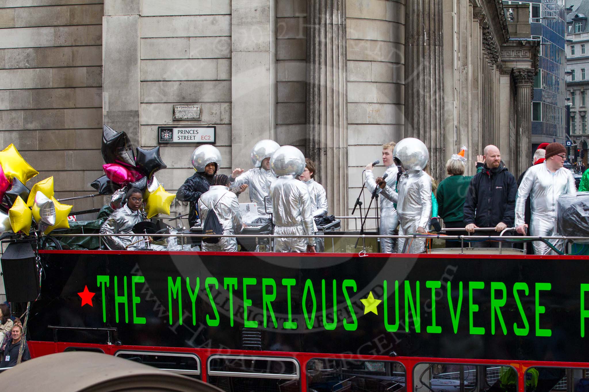 Lord Mayor's Show 2012: Entry 60 - City Bridge Trust working with Heart n Soul..
Press stand opposite Mansion House, City of London,
London,
Greater London,
United Kingdom,
on 10 November 2012 at 11:27, image #788