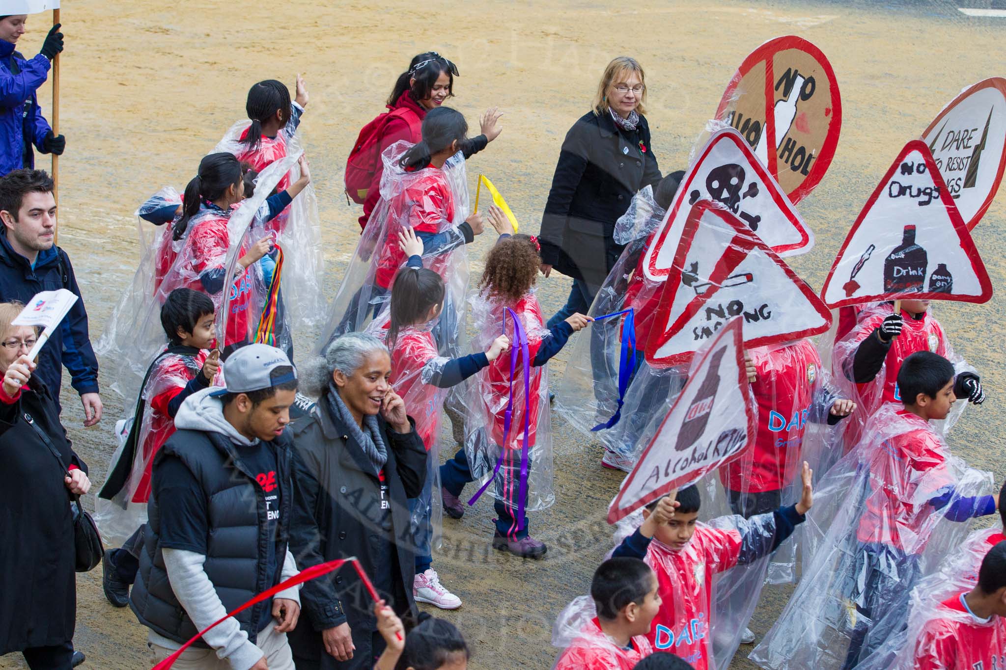 Photo 1211101153471D47651HaraldJoergens Lord Mayor's Show 2012: Entry 106 - DARE City of London, the Drug Abuse Resistance Education, with the Sir John Cass's Foundation..
Press stand opposite Mansion House, City of London,
London,
Greater London,
United Kingdom,
on 10 November 2012 at 11:53, image #1497