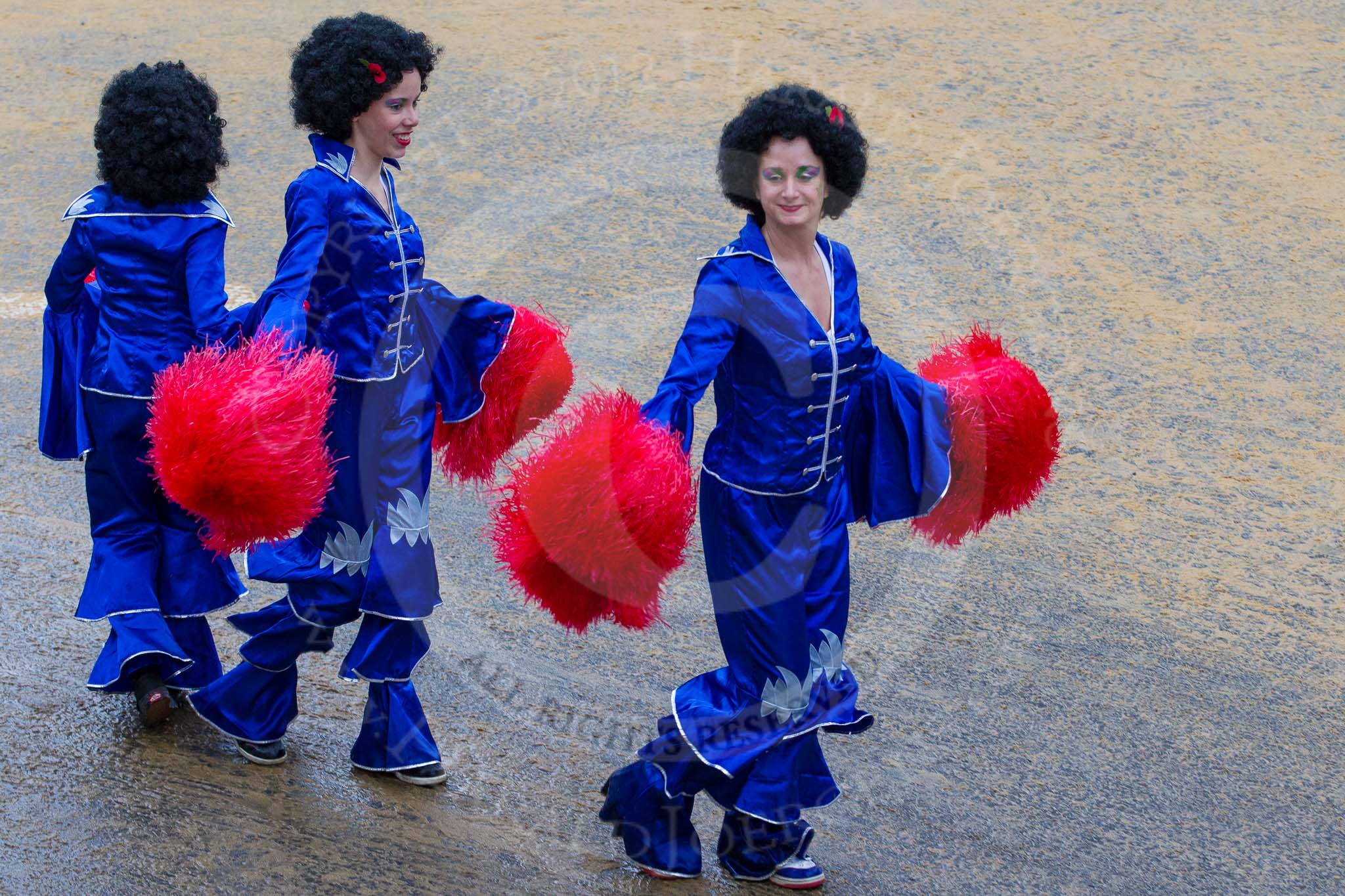 Lord Mayor's Show 2012: Entry 119 - Admiral Scaffolding..
Press stand opposite Mansion House, City of London,
London,
Greater London,
United Kingdom,
on 10 November 2012 at 12:00, image #1691