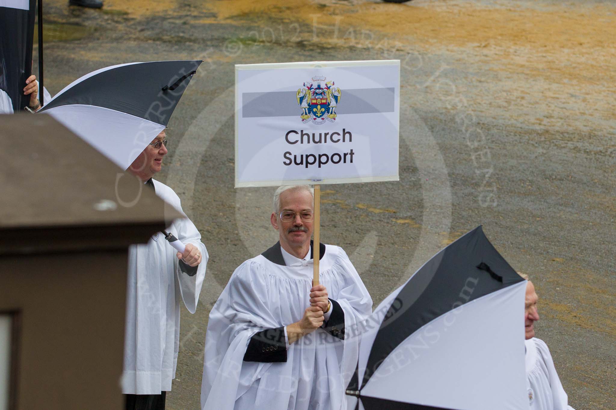 Lord Mayor's Show 2012: Entry 121 - Worshipful Company of Parish Clerks..
Press stand opposite Mansion House, City of London,
London,
Greater London,
United Kingdom,
on 10 November 2012 at 12:01, image #1731