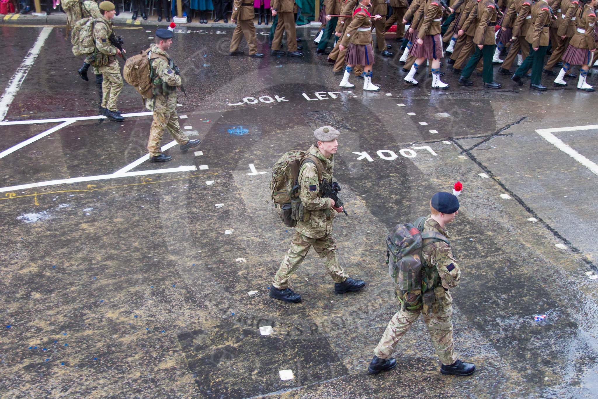 Lord Mayor's Show 2013: 30- B Company, 4th Battalion The Parachute Regiment-based in White City and known as 'London's Paras'..
Press stand opposite Mansion House, City of London,
London,
Greater London,
United Kingdom,
on 09 November 2013 at 11:15, image #395