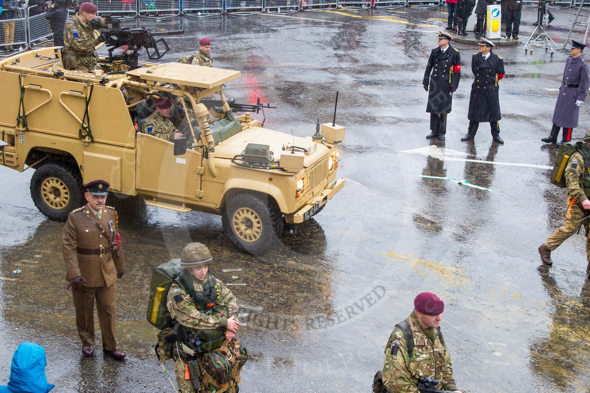 Lord Mayor's Show 2013: 30- B Company, 4th Battalion The Parachute Regiment-based in White City and known as 'London's Paras'..
Press stand opposite Mansion House, City of London,
London,
Greater London,
United Kingdom,
on 09 November 2013 at 11:15, image #398