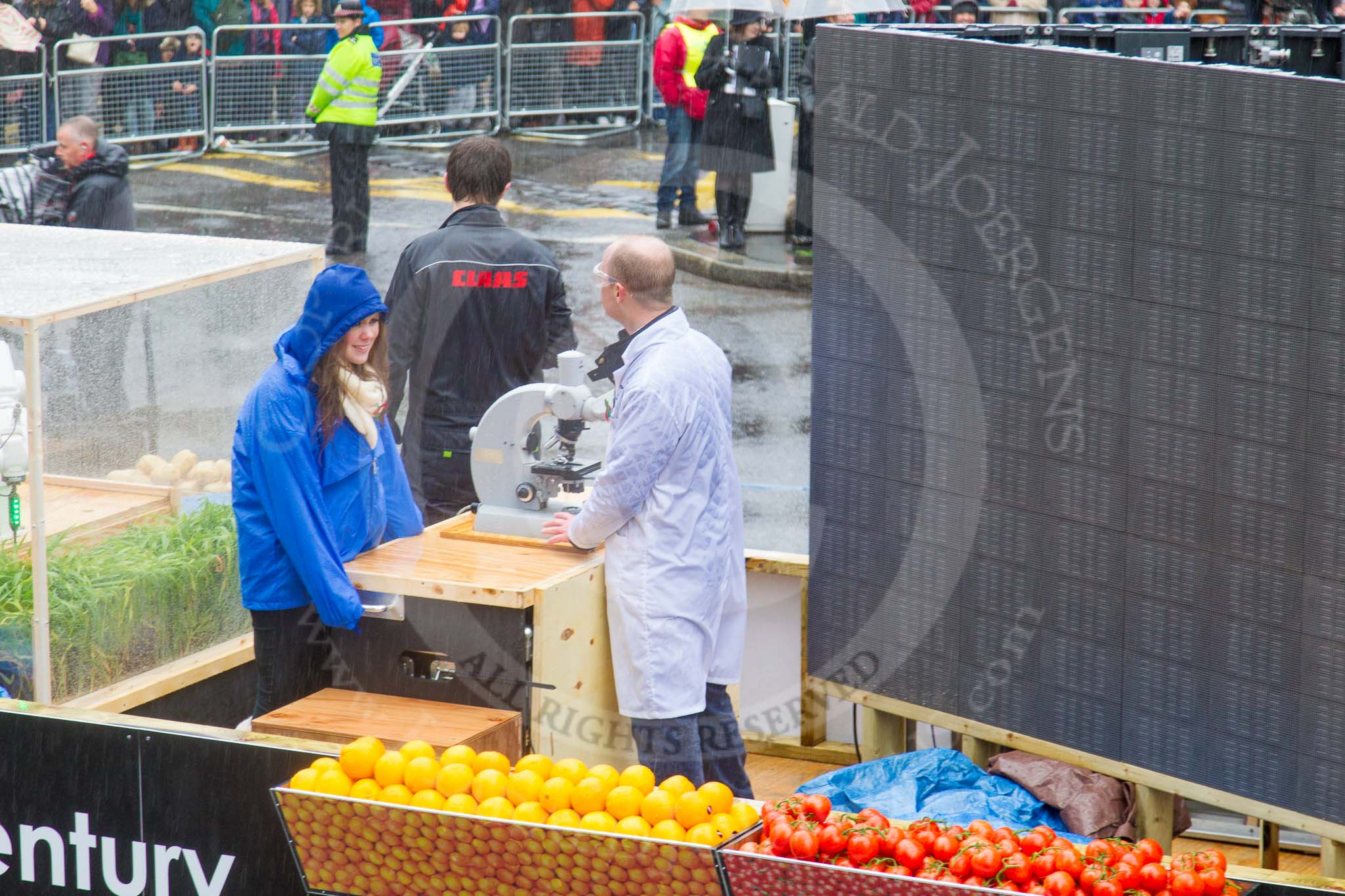 Lord Mayor's Show 2013: 46-Modern Livery Companies- Farmers.
Press stand opposite Mansion House, City of London,
London,
Greater London,
United Kingdom,
on 09 November 2013 at 11:25, image #581