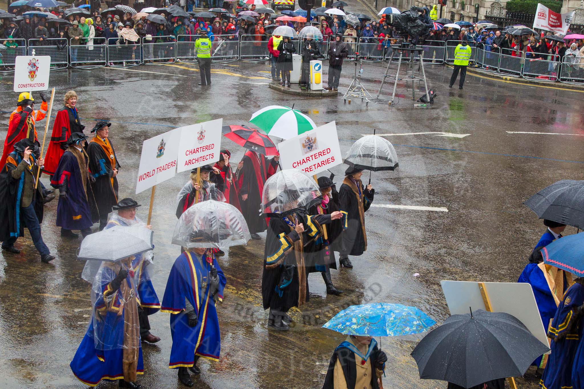 Lord Mayor's Show 2013: 46-Modern Livery Companies-Architects, Secretaries, World Trader..
Press stand opposite Mansion House, City of London,
London,
Greater London,
United Kingdom,
on 09 November 2013 at 11:25, image #603