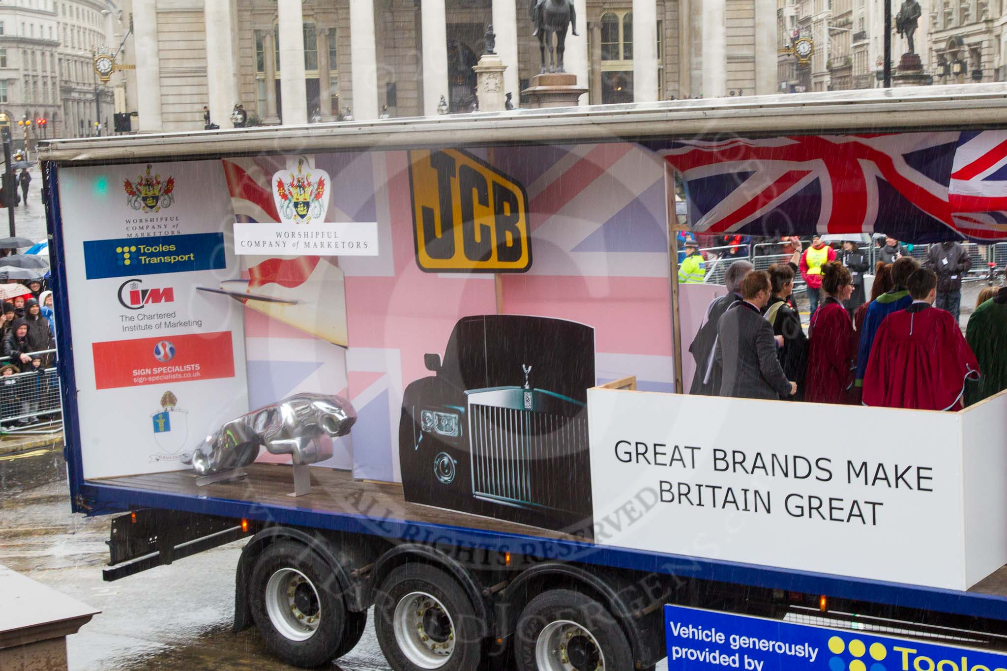 Lord Mayor's Show 2013: 49-Worshipful Company of Marketors-Their theme this year is  'Great Brands make Britain Great'..
Press stand opposite Mansion House, City of London,
London,
Greater London,
United Kingdom,
on 09 November 2013 at 11:28, image #655