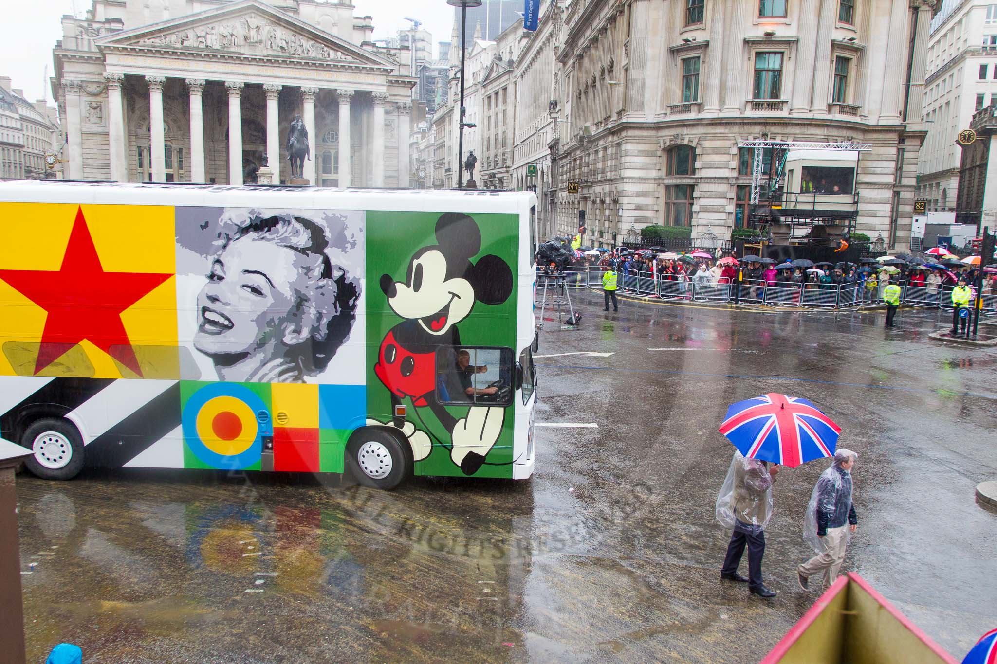 Lord Mayor's Show 2013: 58-CCA ART BUS-is mobile work of art and art gallery designed by Sir Peter Blake..
Press stand opposite Mansion House, City of London,
London,
Greater London,
United Kingdom,
on 09 November 2013 at 11:31, image #728