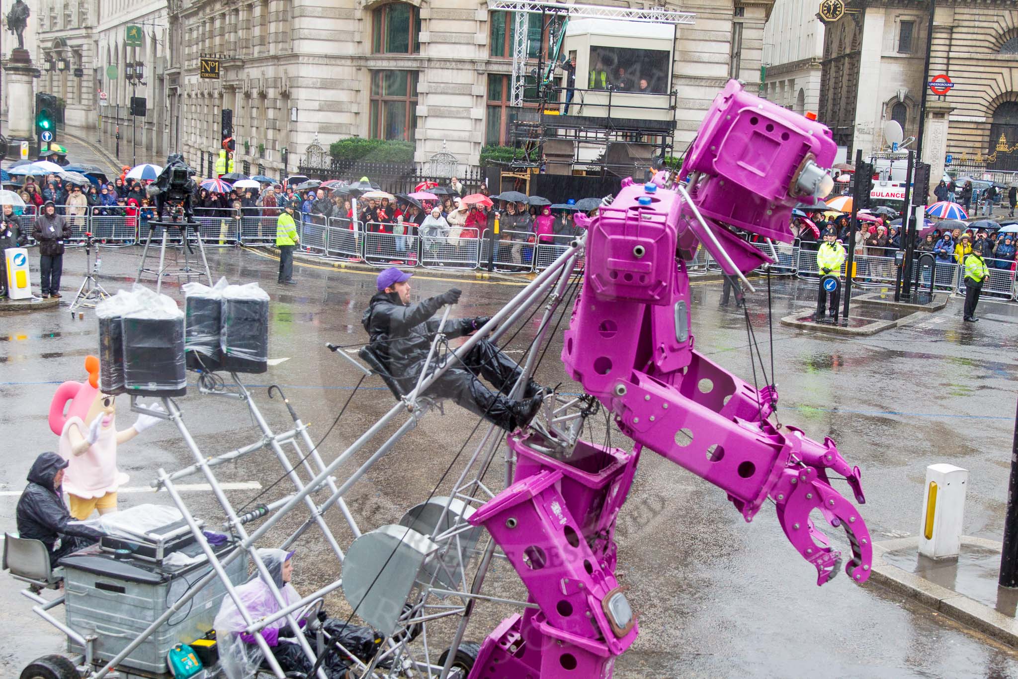 Lord Mayor's Show 2013: 59-Recycling in the City- The Binbot is joined again by his drumming street sweepers to celebrate 20th anniversary of the City's unique Clean City Awards scheme..
Press stand opposite Mansion House, City of London,
London,
Greater London,
United Kingdom,
on 09 November 2013 at 11:32, image #748