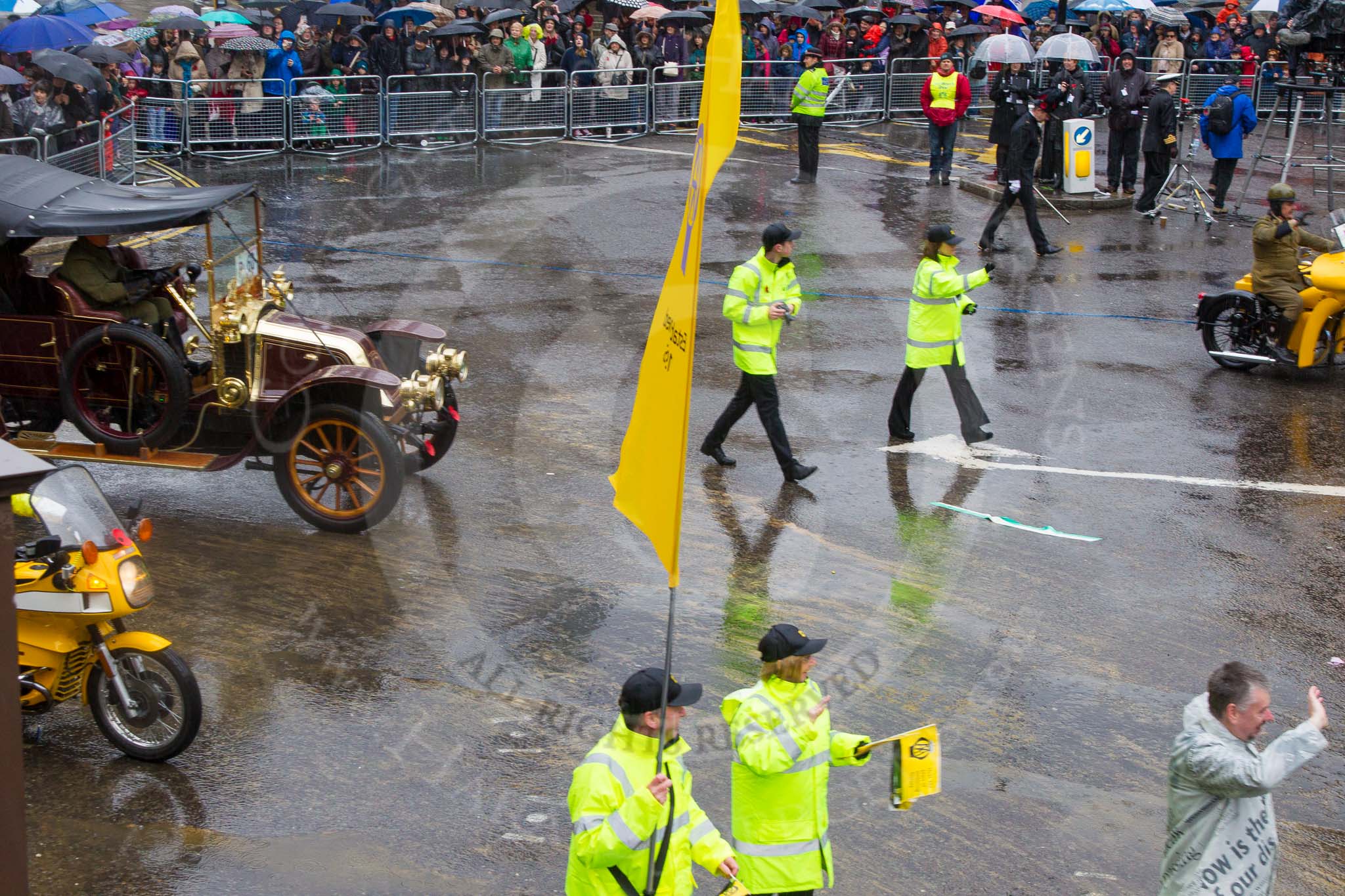 Lord Mayor's Show 2013: 60- The Automobile Association-AA1, the AA's 1904 Renault, and AA2 , a 1918 Chater-Lea motorcycle lead the AAs procession of historical amd modern patrol vehicles..
Press stand opposite Mansion House, City of London,
London,
Greater London,
United Kingdom,
on 09 November 2013 at 11:32, image #757