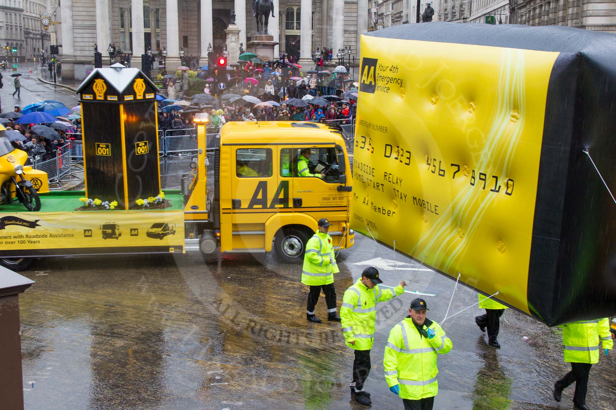 Lord Mayor's Show 2013: 60- The Automobile Association-AA1, the AA's 1904 Renault, and AA2 , a 1918 Chater-Lea motorcycle lead the AAs procession of historical amd modern patrol vehicles..
Press stand opposite Mansion House, City of London,
London,
Greater London,
United Kingdom,
on 09 November 2013 at 11:33, image #768