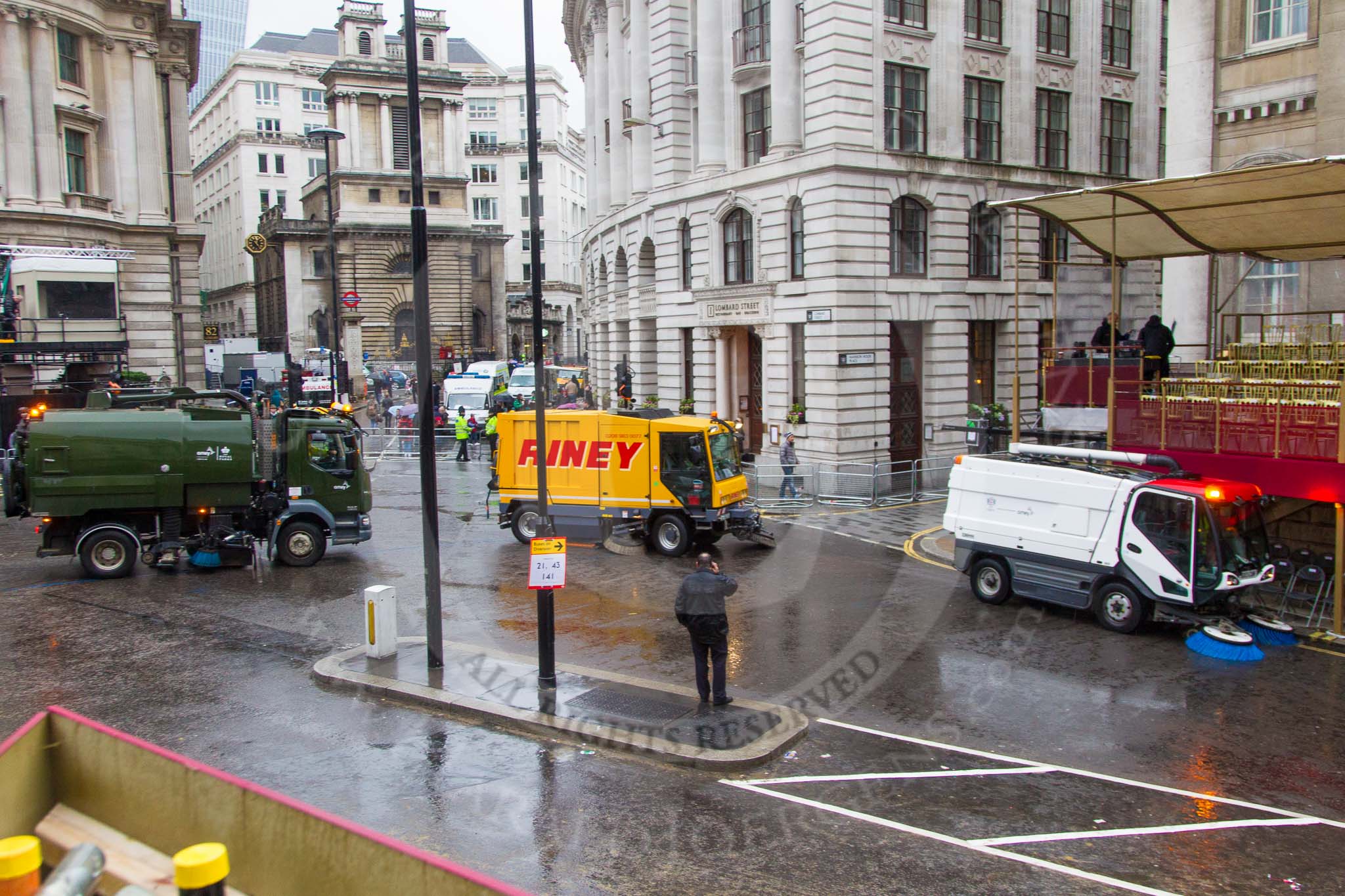 Lord Mayor's Show 2013.
Press stand opposite Mansion House, City of London,
London,
Greater London,
United Kingdom,
on 09 November 2013 at 12:21, image #1471