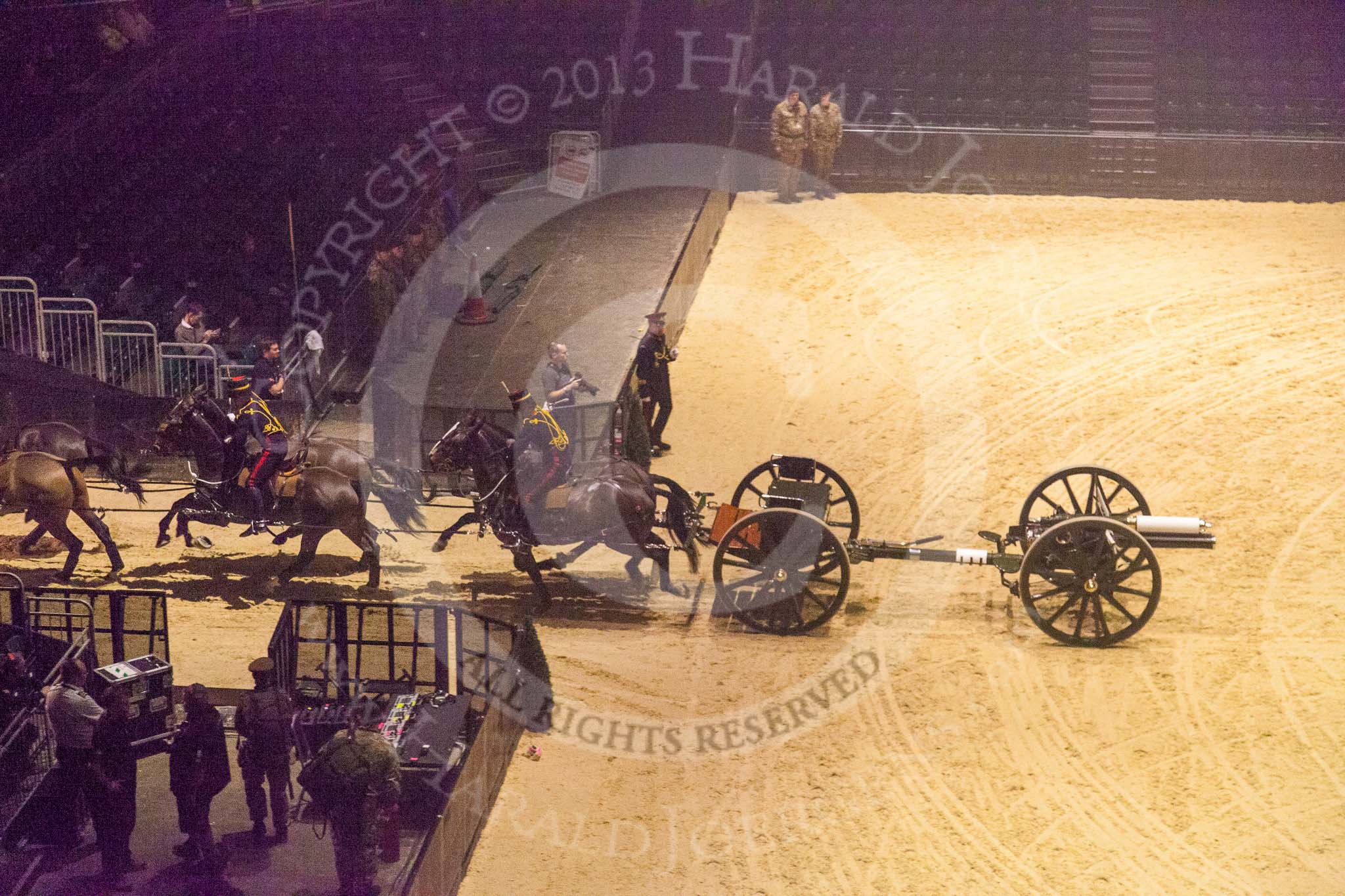 British Military Tournament 2013.
Earls Court,
London SW5,

United Kingdom,
on 06 December 2013 at 15:28, image #238