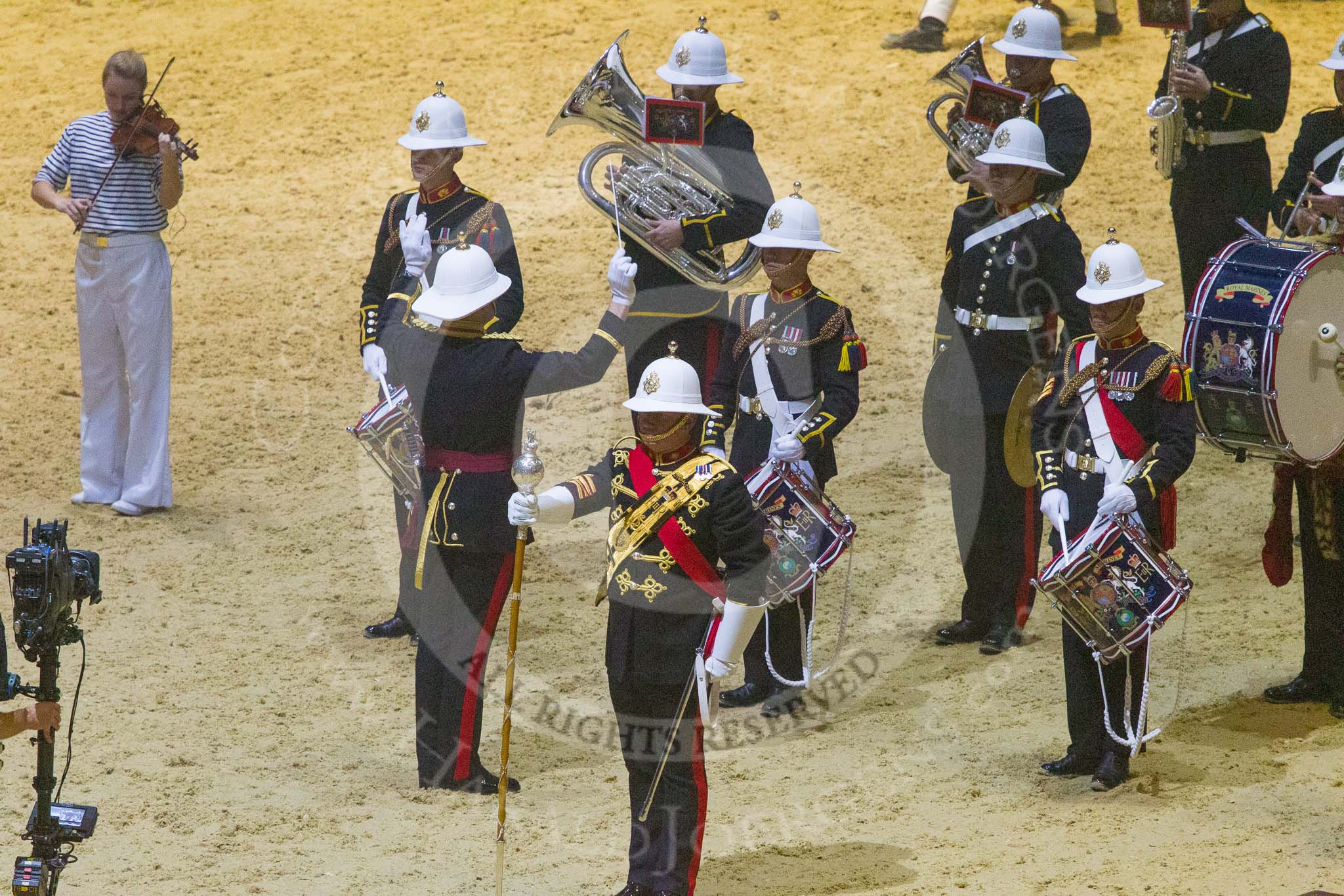 British Military Tournament 2013.
Earls Court,
London SW5,

United Kingdom,
on 06 December 2013 at 16:14, image #346