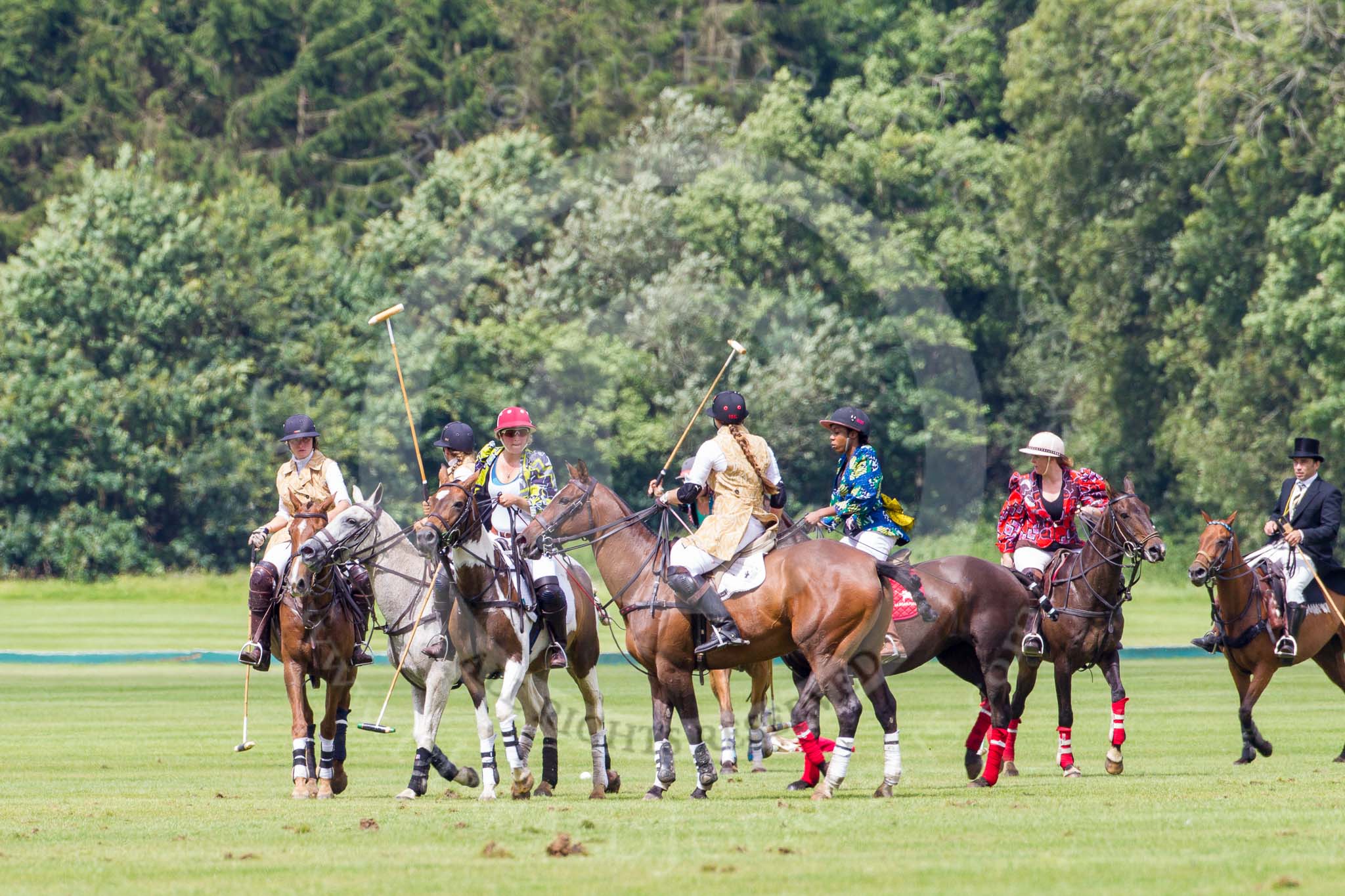 7th Heritage Polo Cup semi-finals: Play off..
Hurtwood Park Polo Club,
Ewhurst Green,
Surrey,
United Kingdom,
on 04 August 2012 at 13:56, image #193