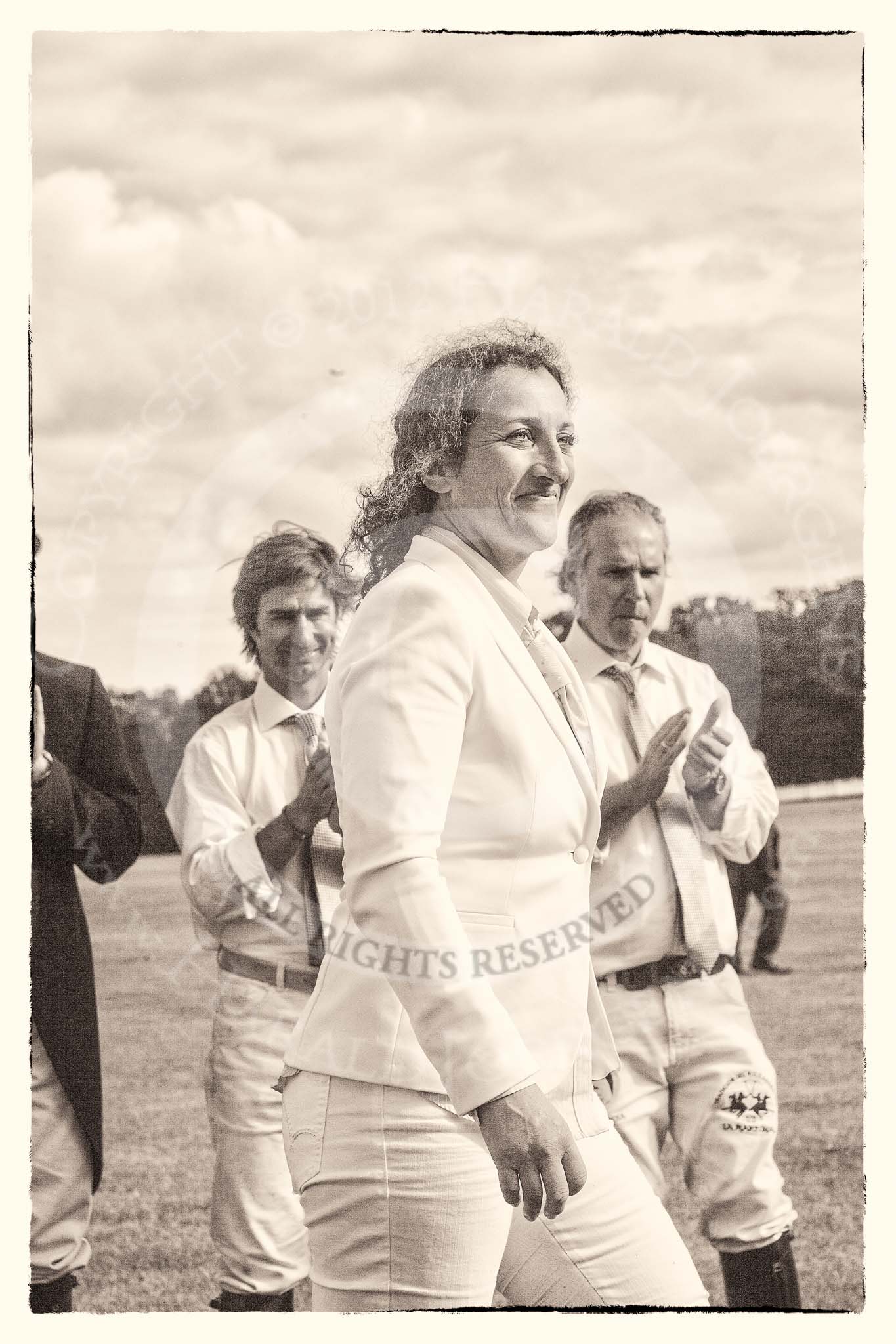 7th Heritage Polo Cup finals: Presentation Sarah Krasker..
Hurtwood Park Polo Club,
Ewhurst Green,
Surrey,
United Kingdom,
on 05 August 2012 at 17:06, image #271