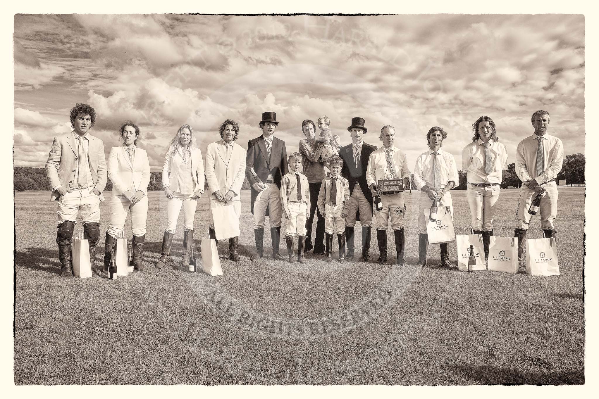 7th Heritage Polo Cup finals: Emerging Switzerland Polo Team Nico Talamoni, Sarah Krasker, Claire Payne, Justo Saveedra - Umpire Guy Higginson - Bradley Wiggins - Umpire Oli Hipwood - La Golondrina Argentina Paul Oberschneider, Pepe Riglos, Brownie Taylor, Pedro Harrison..
Hurtwood Park Polo Club,
Ewhurst Green,
Surrey,
United Kingdom,
on 05 August 2012 at 17:09, image #286