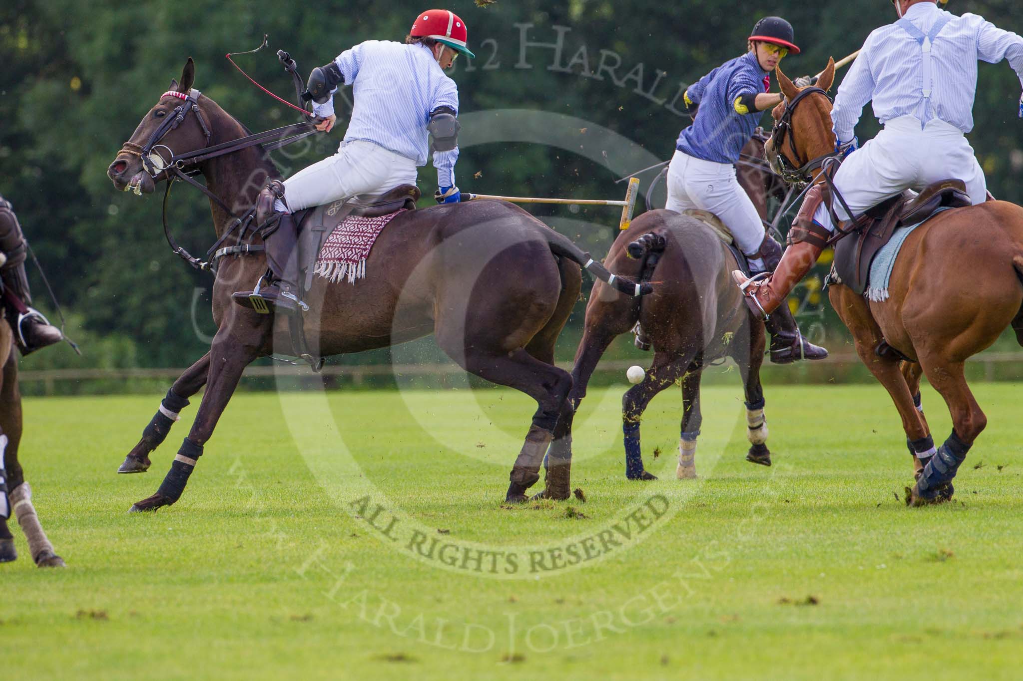 7th Heritage Polo Cup finals: La Mariposa Argentina, Sebastian Funes..
Hurtwood Park Polo Club,
Ewhurst Green,
Surrey,
United Kingdom,
on 05 August 2012 at 13:21, image #16