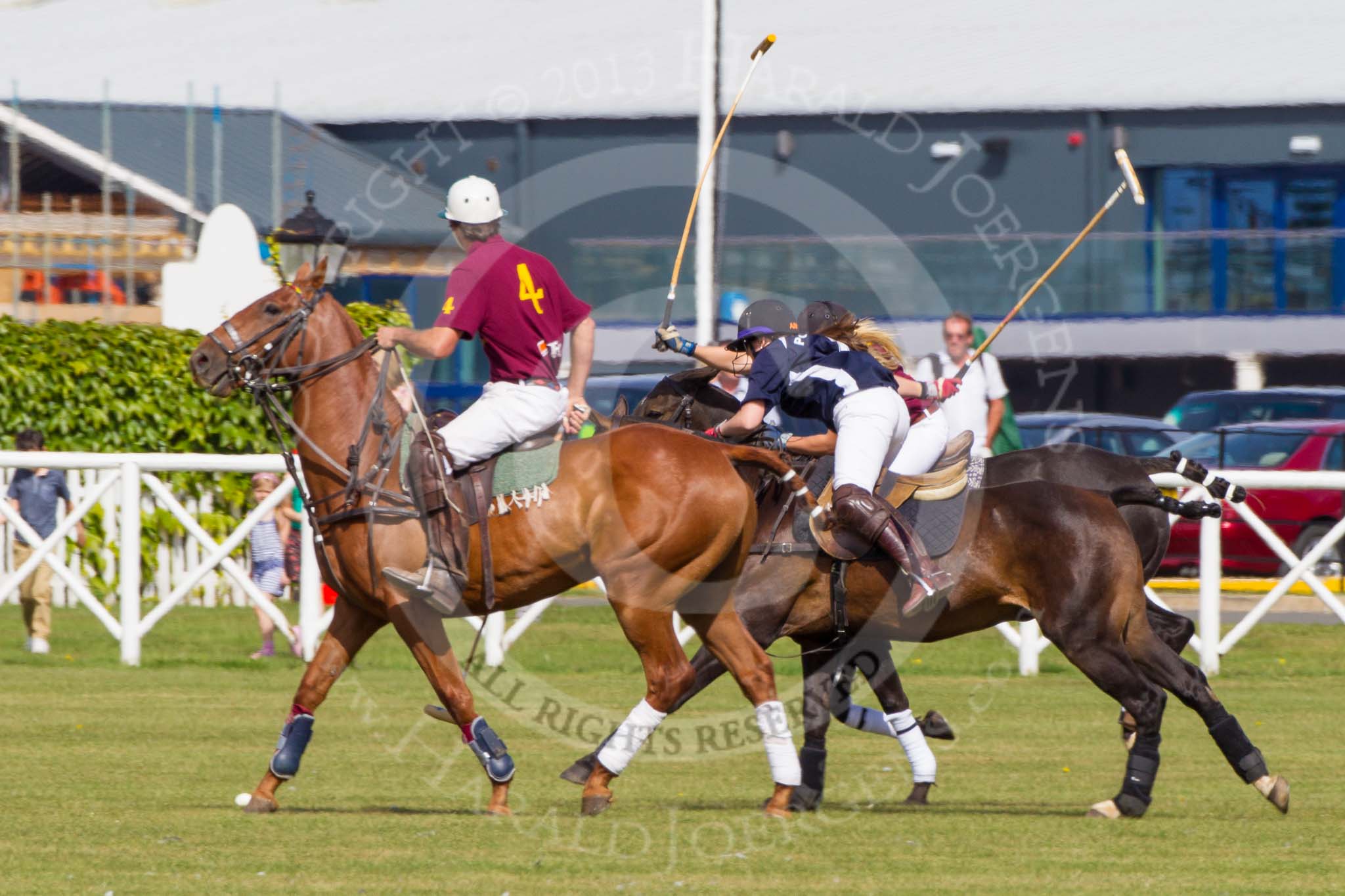 DBPC Polo in the Park 2013, Final of the Amaranther Trophy (0 Goal), Bucking Broncos vs The Inn Team.
Dallas Burston Polo Club, ,
Southam,
Warwickshire,
United Kingdom,
on 01 September 2013 at 11:33, image #105