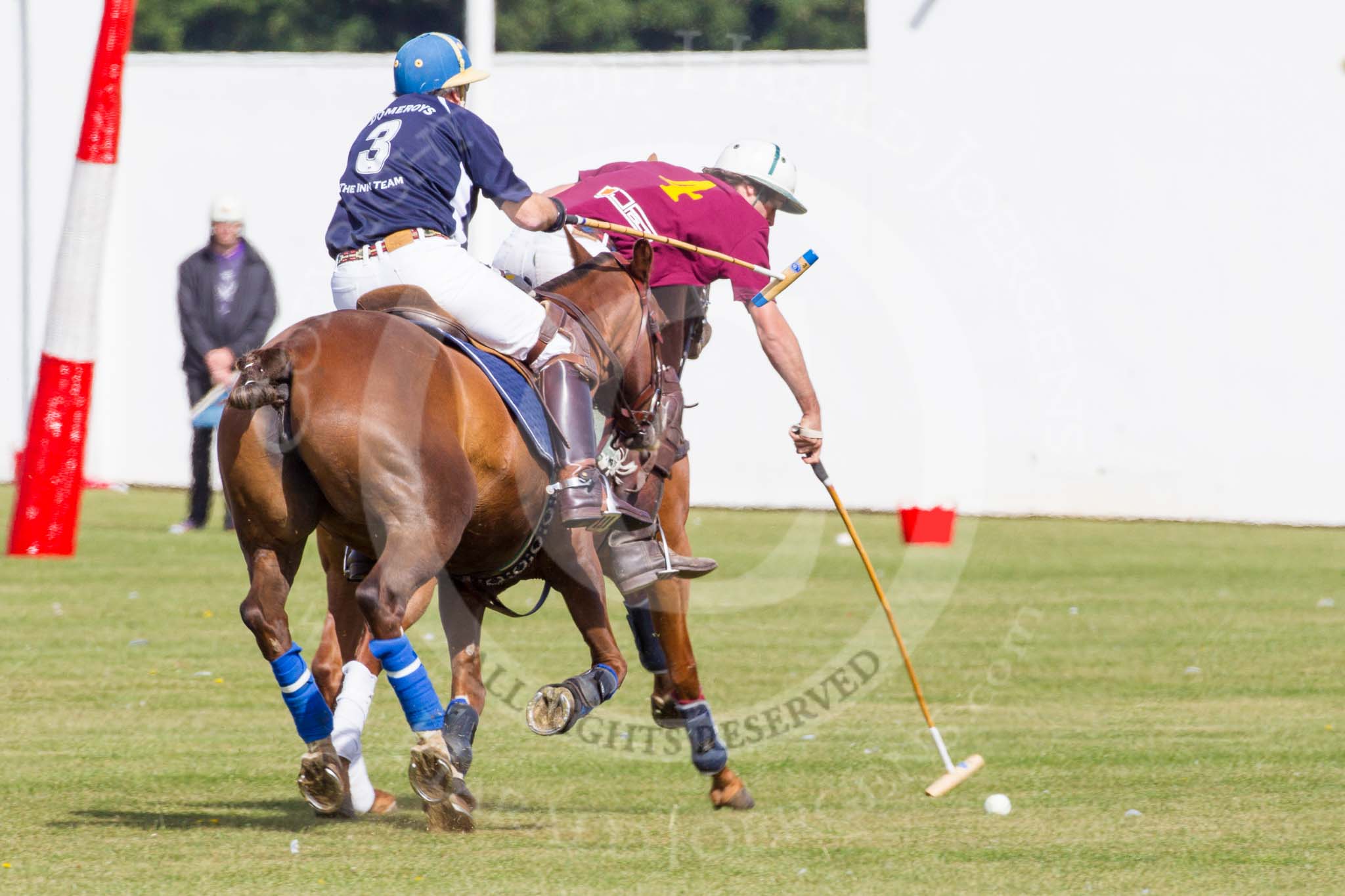 DBPC Polo in the Park 2013, Final of the Amaranther Trophy (0 Goal), Bucking Broncos vs The Inn Team.
Dallas Burston Polo Club, ,
Southam,
Warwickshire,
United Kingdom,
on 01 September 2013 at 11:34, image #111