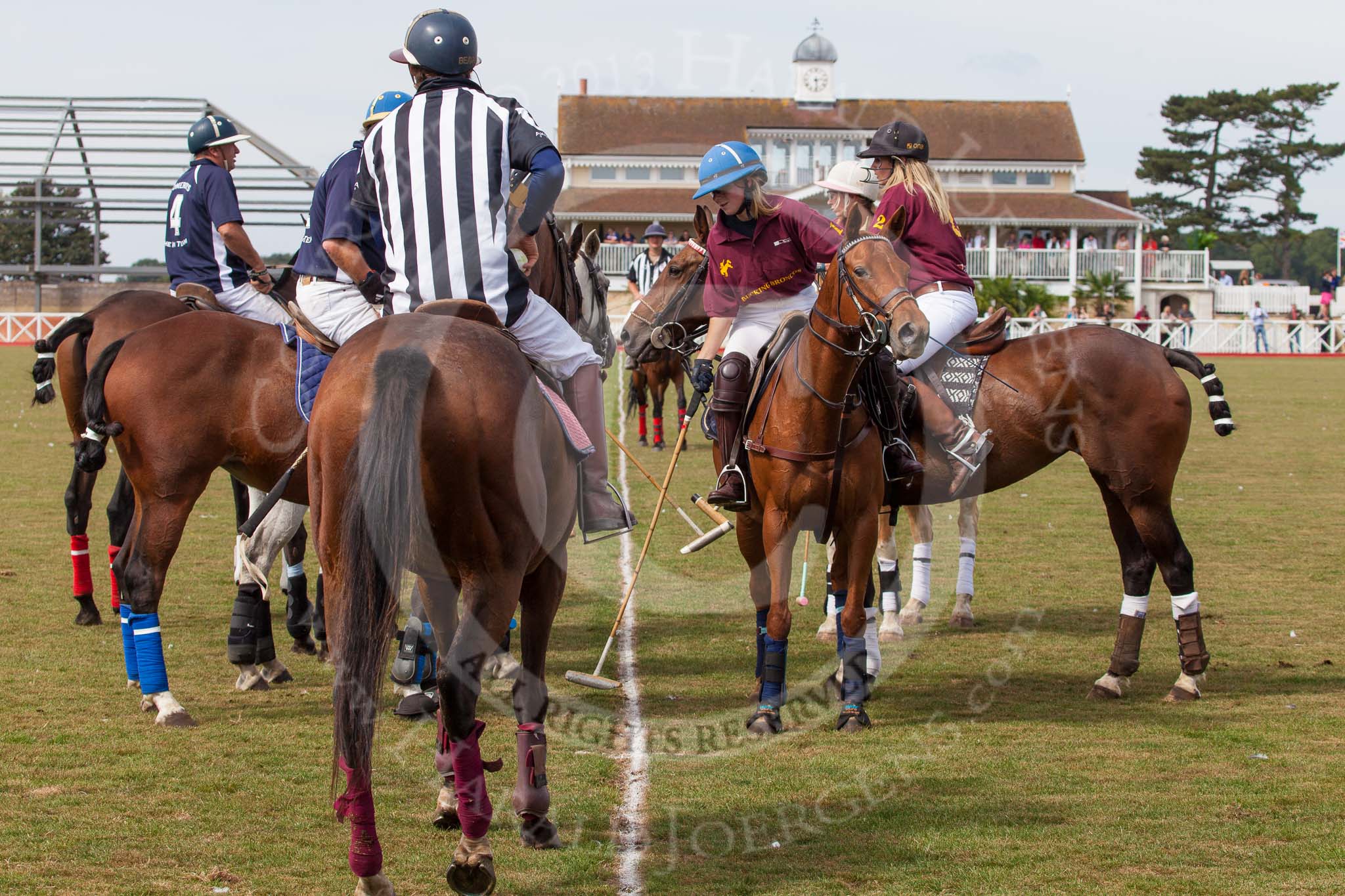 DBPC Polo in the Park 2013, Final of the Amaranther Trophy (0 Goal), Bucking Broncos vs The Inn Team.
Dallas Burston Polo Club, ,
Southam,
Warwickshire,
United Kingdom,
on 01 September 2013 at 12:22, image #186