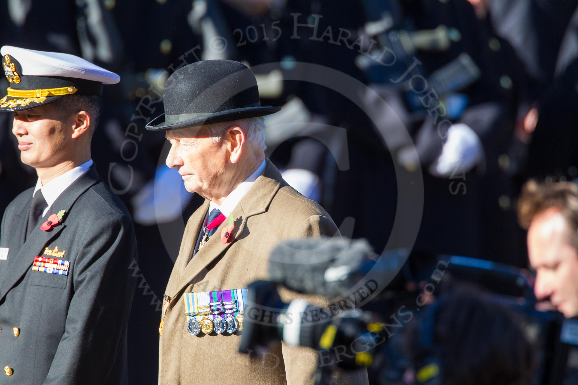 Remembrance Sunday Cenotaph March Past 2013: E40 - Association of Royal Yachtsmen..
Press stand opposite the Foreign Office building, Whitehall, London SW1,
London,
Greater London,
United Kingdom,
on 10 November 2013 at 11:49, image #715