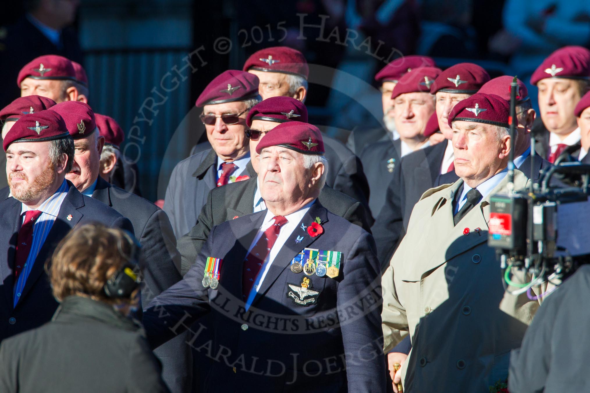 Remembrance Sunday Cenotaph March Past 2013: A17 - Parachute Regimental Association..
Press stand opposite the Foreign Office building, Whitehall, London SW1,
London,
Greater London,
United Kingdom,
on 10 November 2013 at 11:56, image #1162