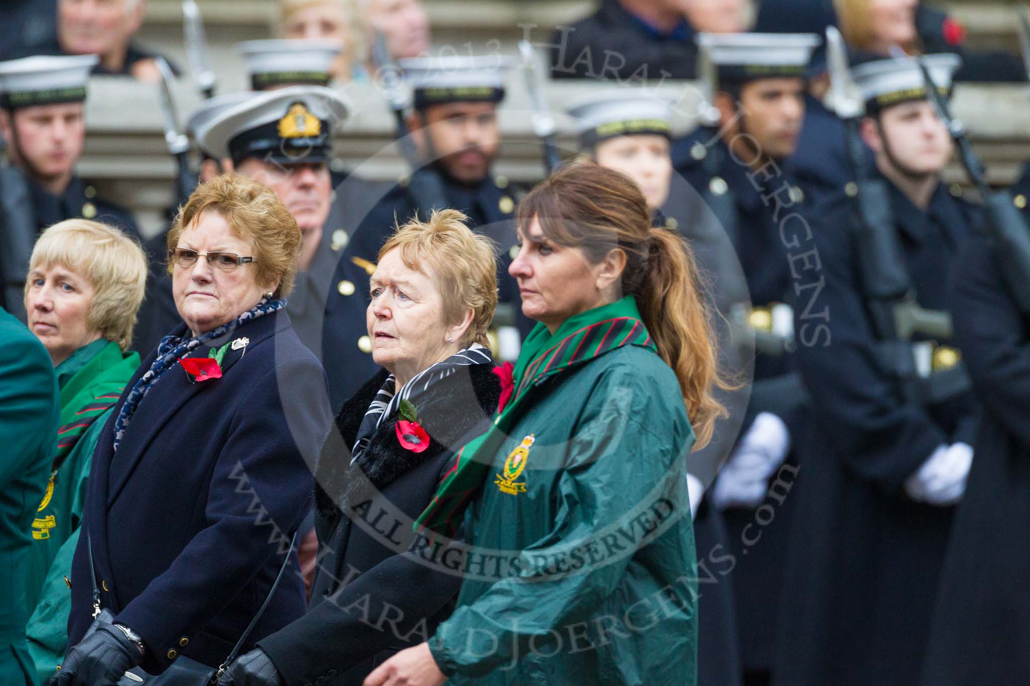 Remembrance Sunday at the Cenotaph 2015: Group M19, Royal Ulster Constabulary (GC) Association.
Cenotaph, Whitehall, London SW1,
London,
Greater London,
United Kingdom,
on 08 November 2015 at 12:16, image #1534