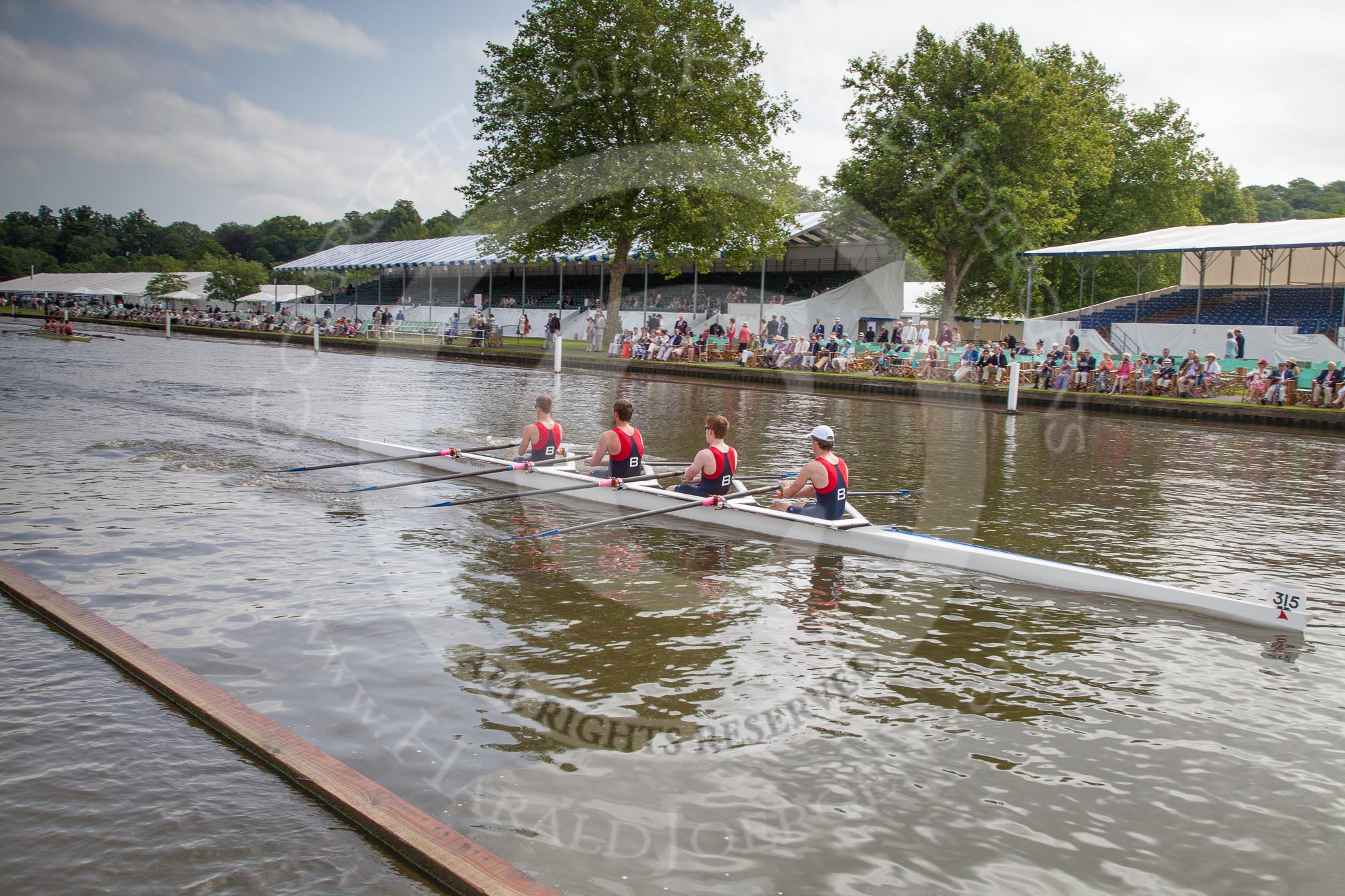 Henley Royal Regatta 2012 (Thursday): Race 14, Fawley Challenge Cup:  Sir William Borlase's Grammar School (315, Bucks) v Marlow Eowing Club 'B'  (307, Berks).
River Thames beteen Henley-on-Thames and Remenham/Temple Island ,
Henley-on-Thames,
Oxfordshire,
United Kingdom,
on 28 June 2012 at 10:21, image #85